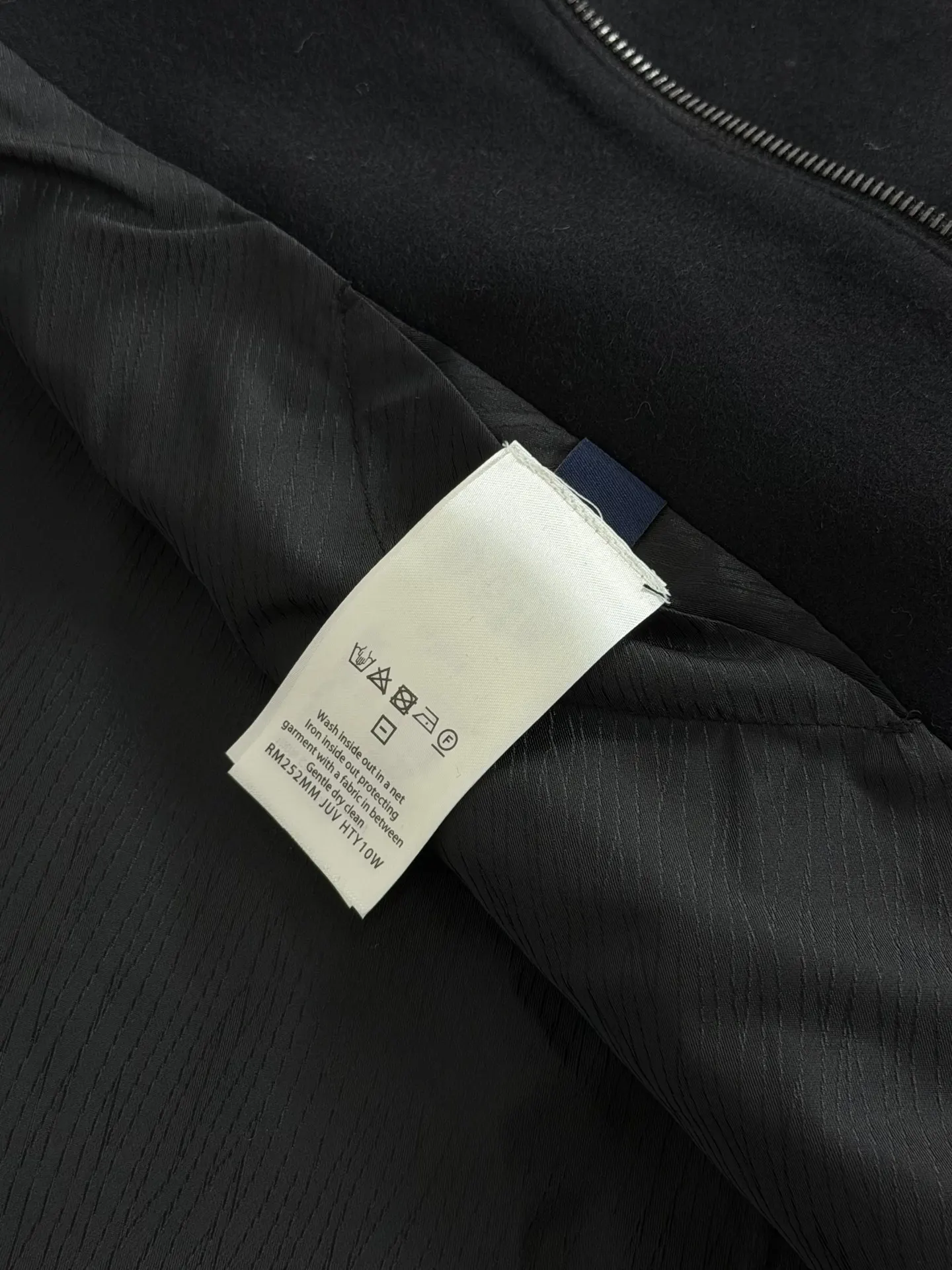Logo-Appliqué Wool-Blend Zip-Up Hoodie D34018587 — view 10