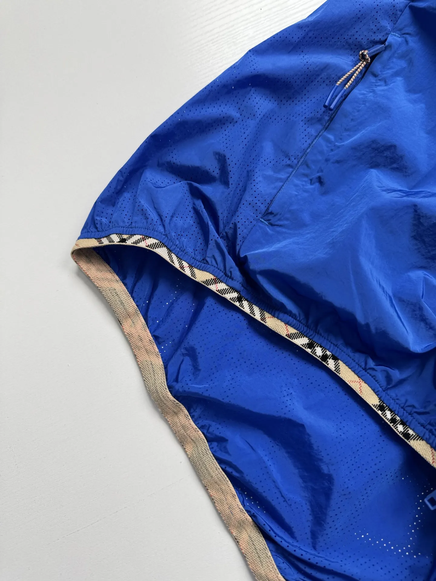 Check-Trim Hooded Shell Jacket D34018711 — view 12