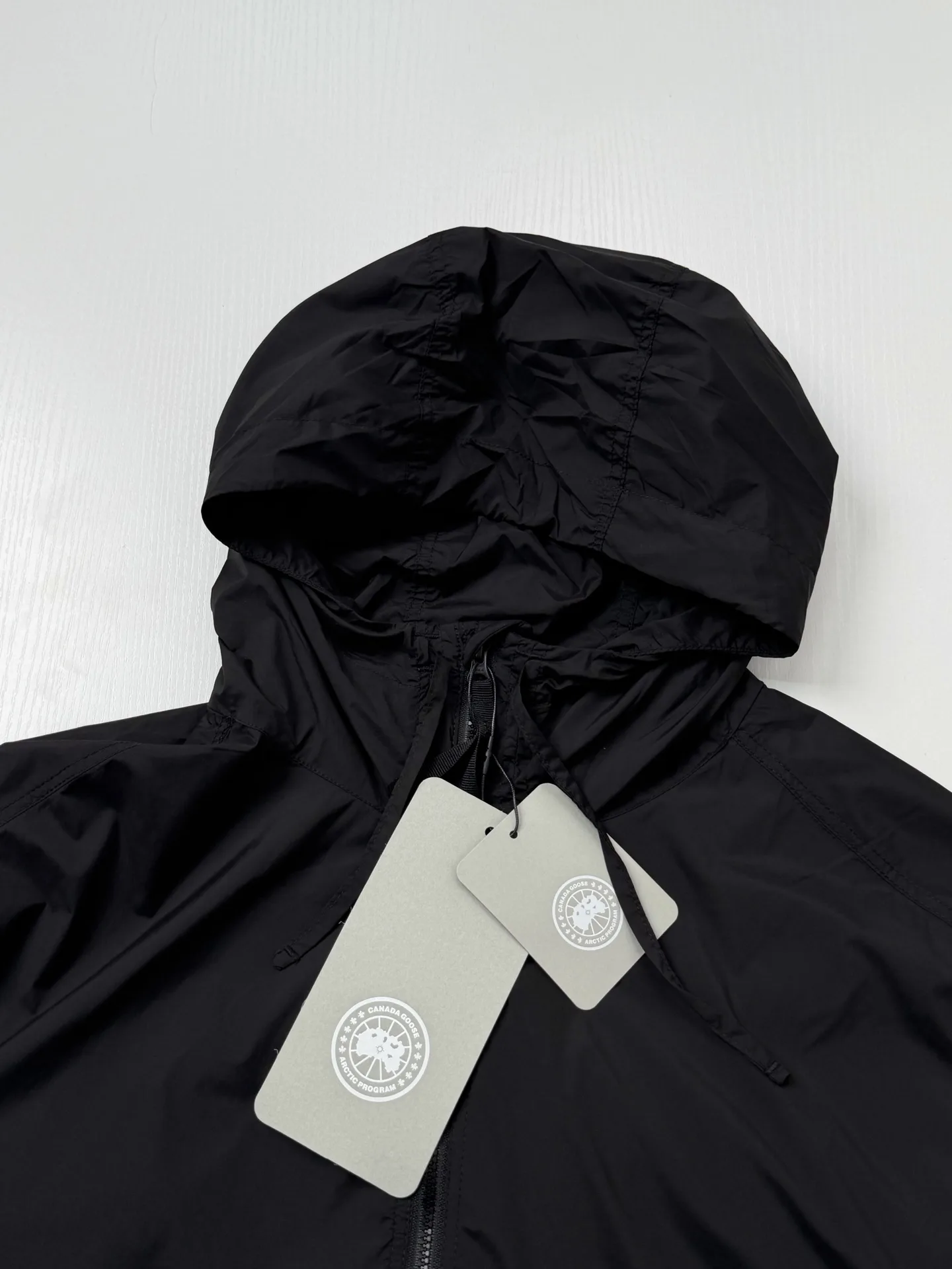 Lightweight Hooded Windbreaker Jacket D34018694 — view 5
