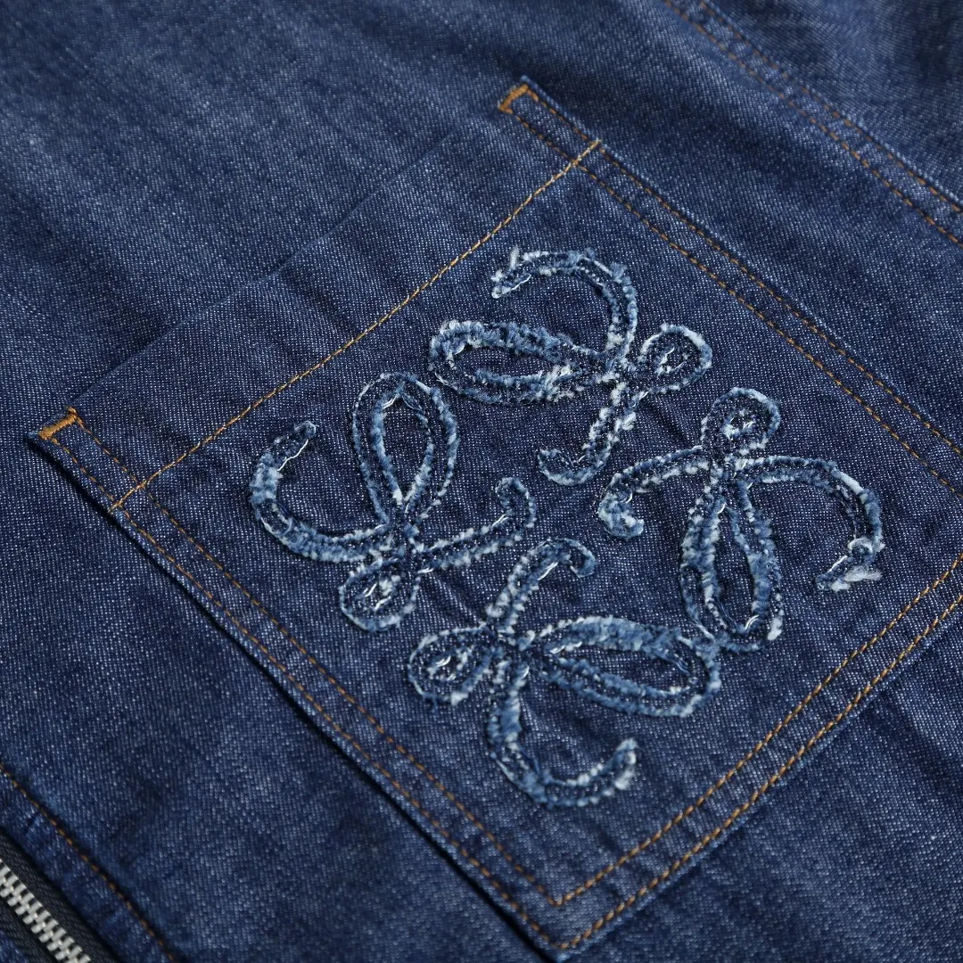 Anagram Embroidered Chambray Denim Jacket D34018778 — view 5