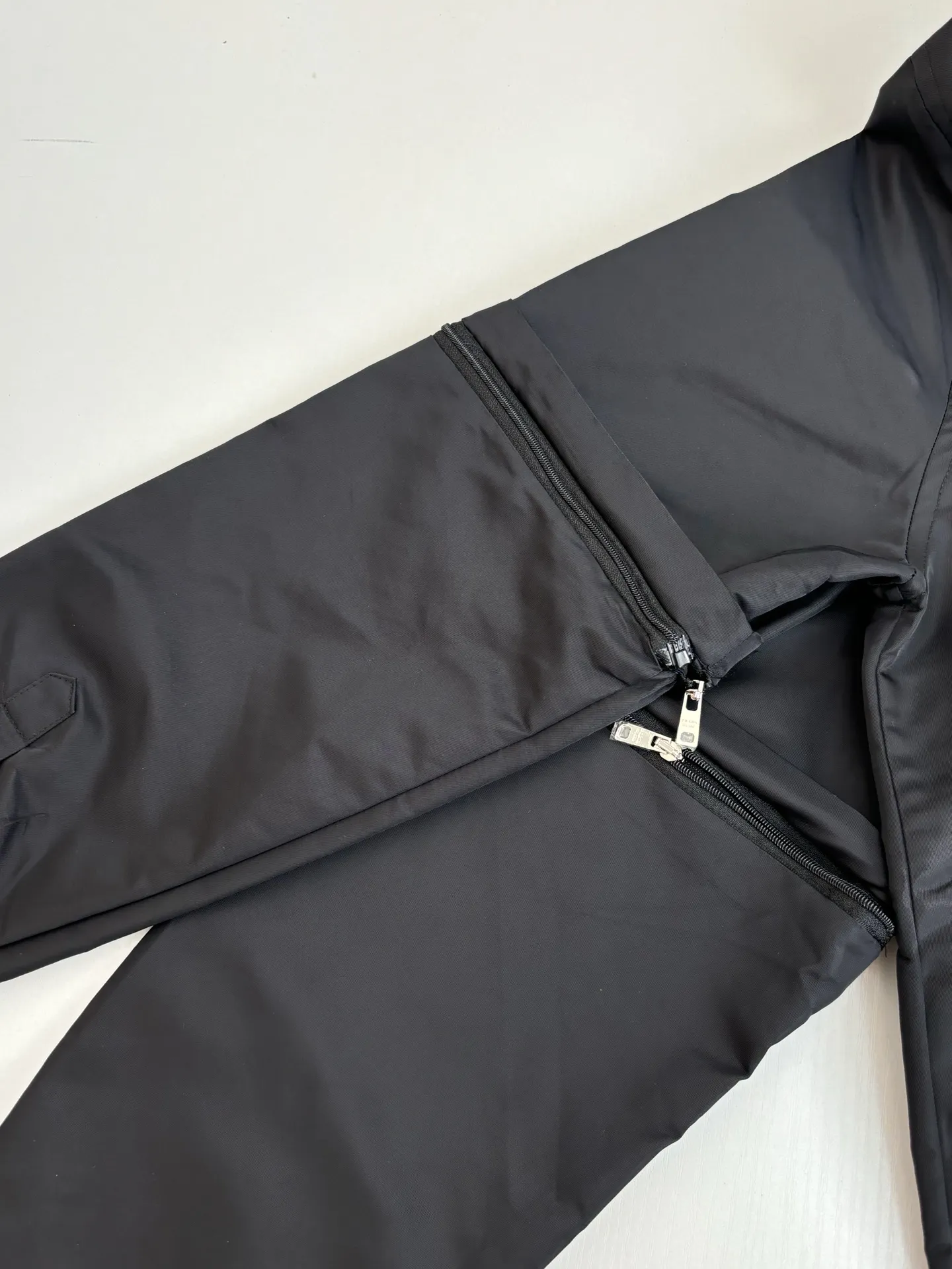 Convertible Nylon Gabardine Overshirt D34014857 — view 9