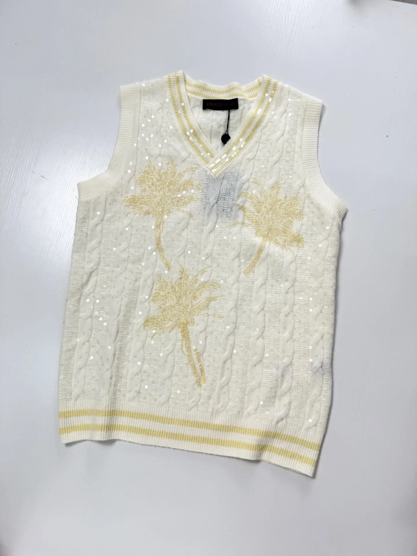 Palm Tree Beaded Cable-Knit Vest D34521964 — view 3
