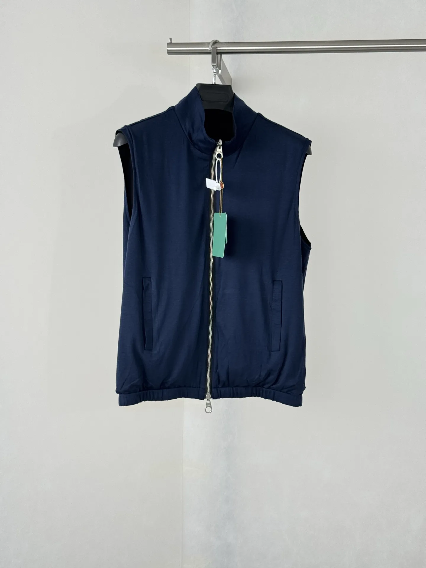 Reversible Nylon and Wool-Knit Gilet D34518736 — view 3