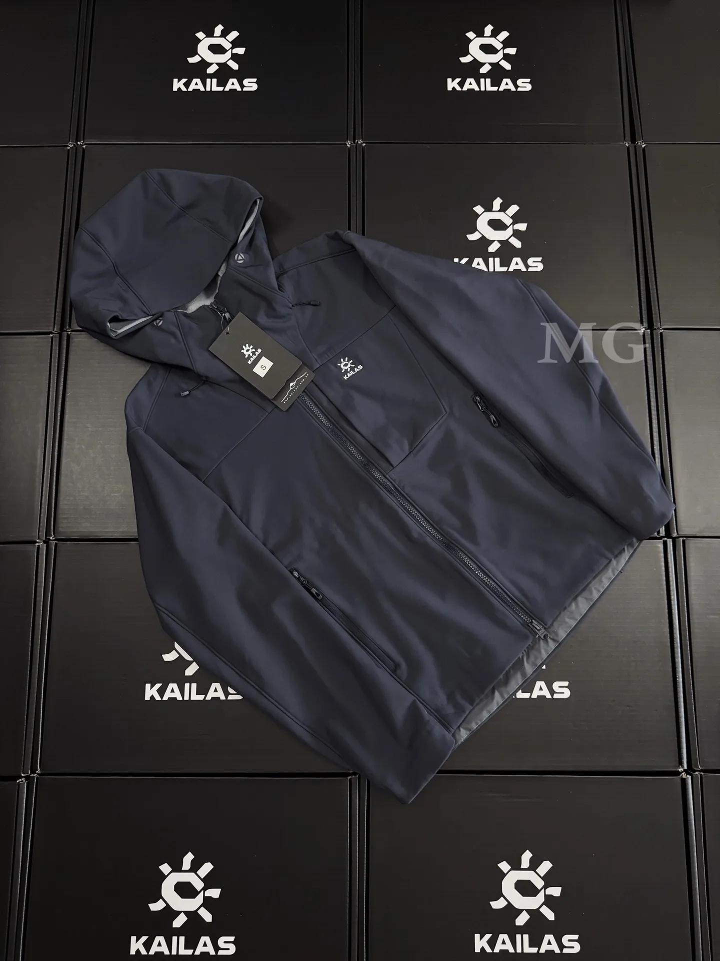 Kailas M8iC Fleece-Lined Softshell Hooded Jacket D35020253 — view 2