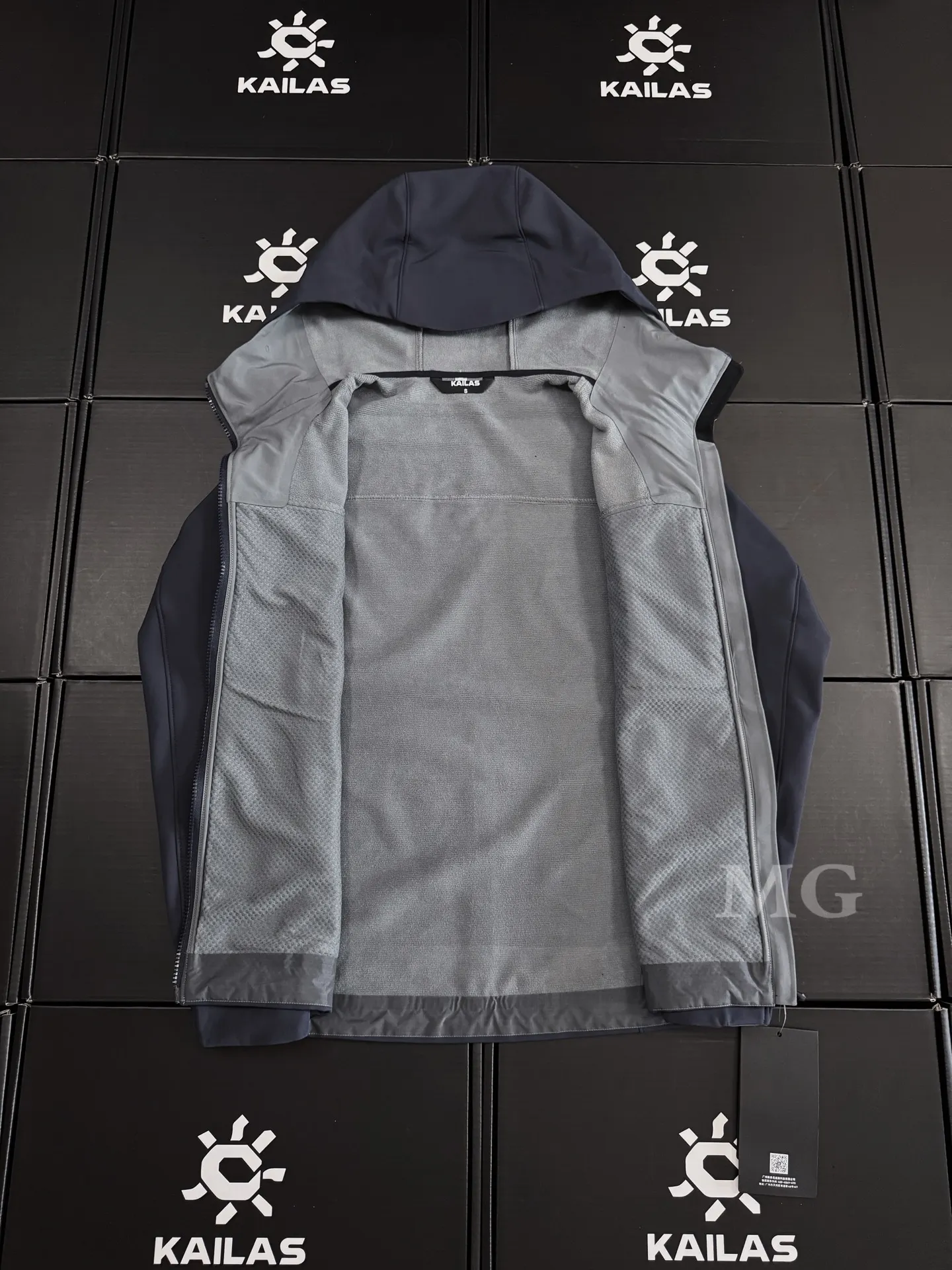 Kailas M8iC Fleece-Lined Softshell Hooded Jacket D35020253 — view 3