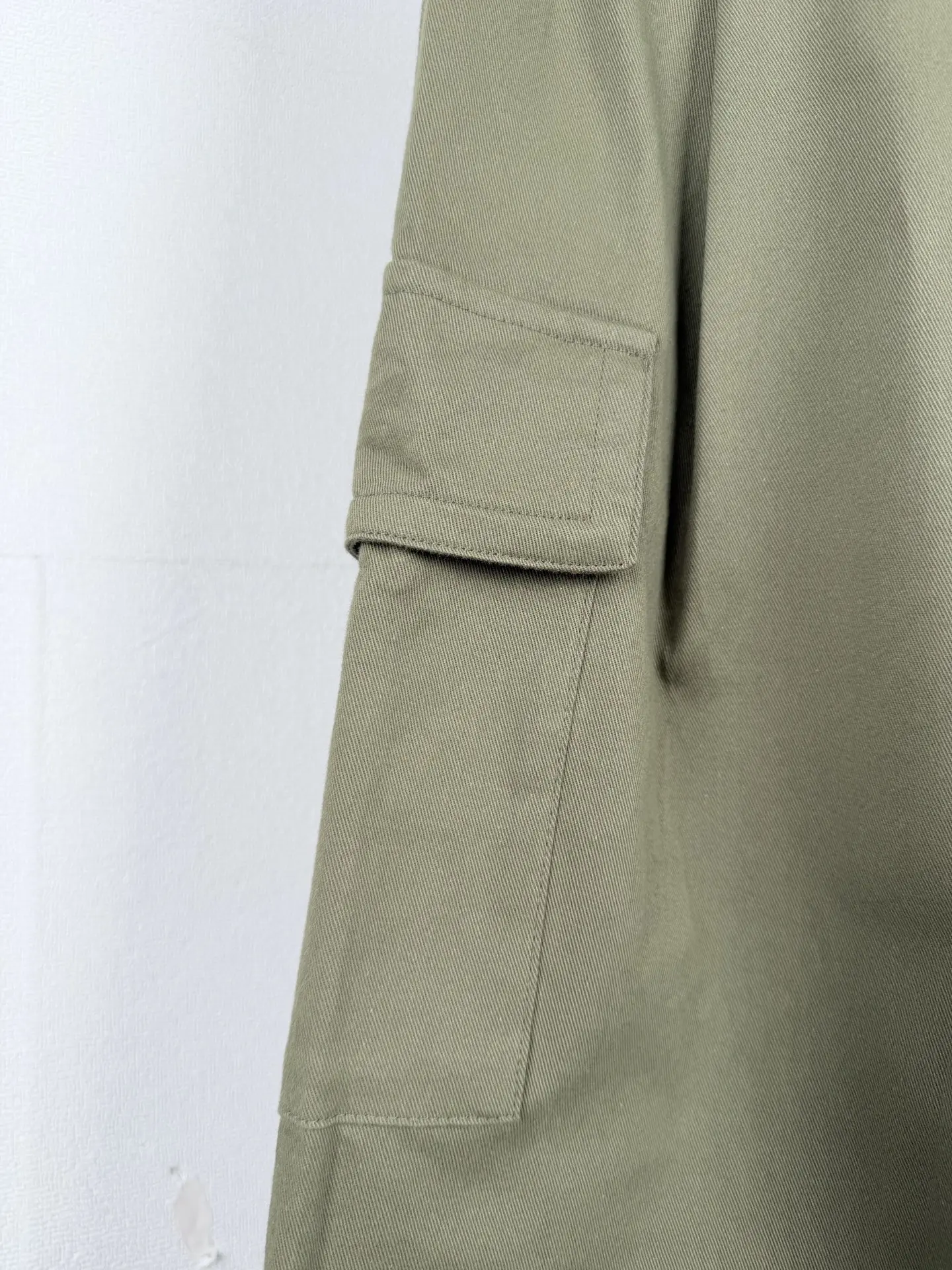 Embroidered Logo Cotton-Blend Cargo Trousers D35021298 — view 8