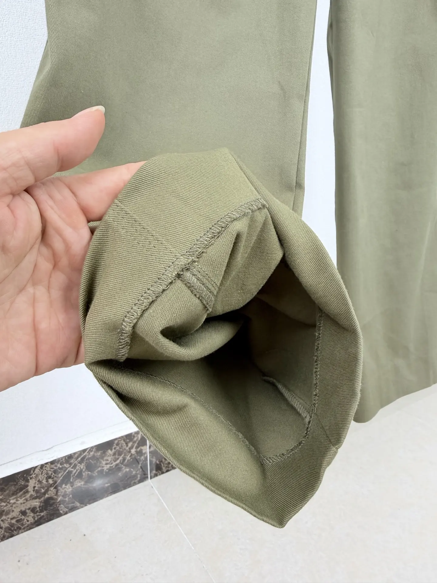 Embroidered Logo Cotton-Blend Cargo Trousers D35021298 — view 10