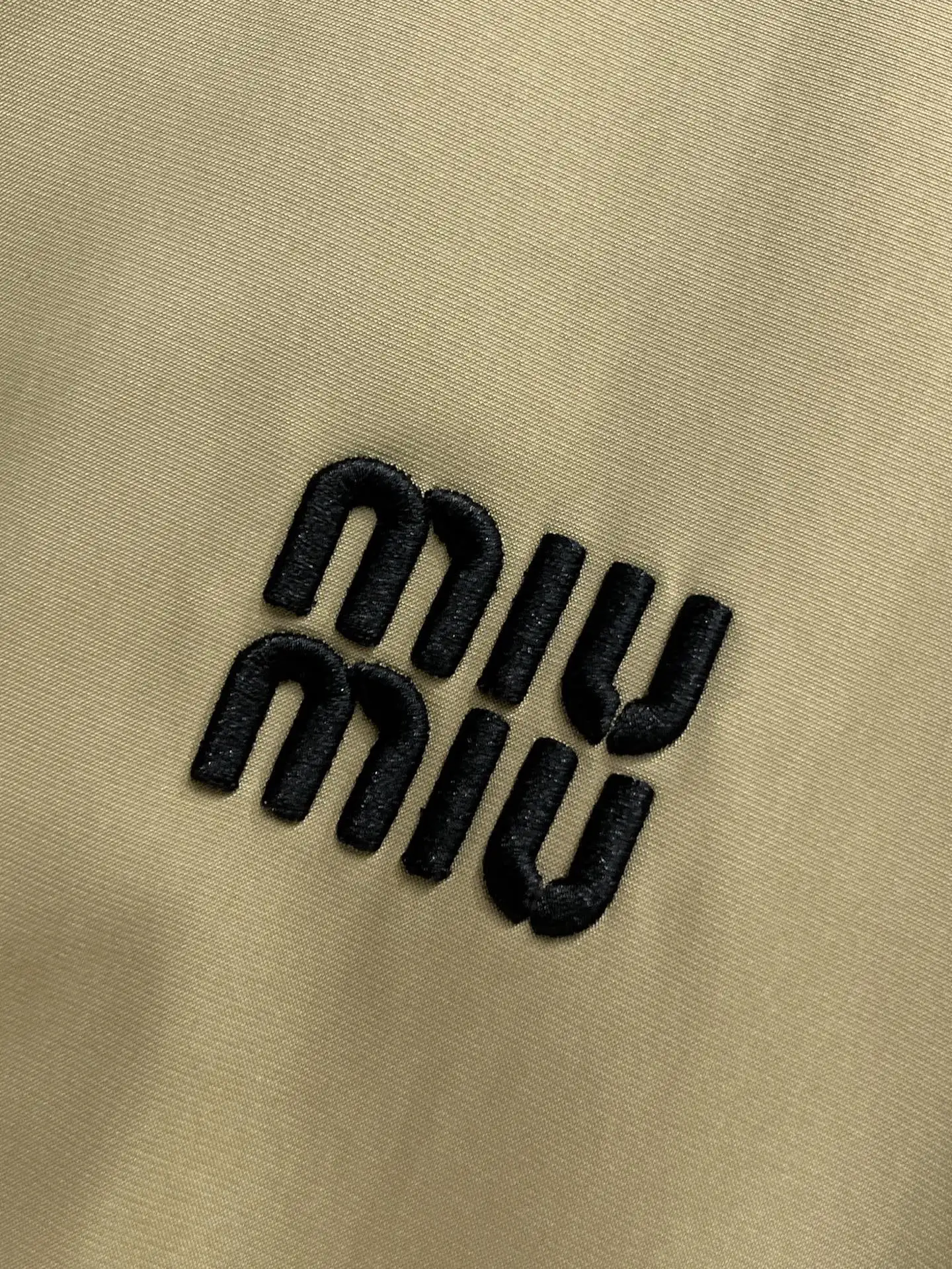 Logo-Embroidered Technical Coach Jacket D35015076 — view 4