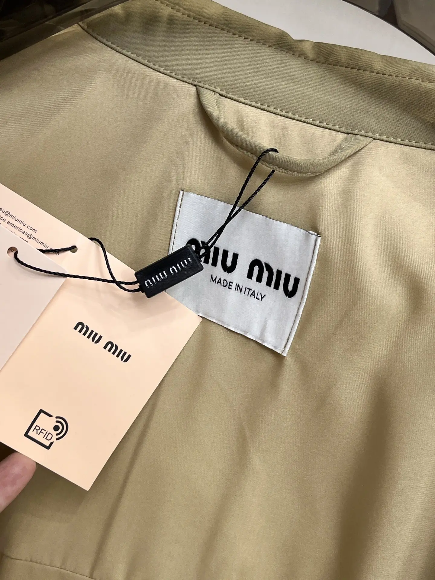 Logo-Embroidered Technical Coach Jacket D35015076 — view 6