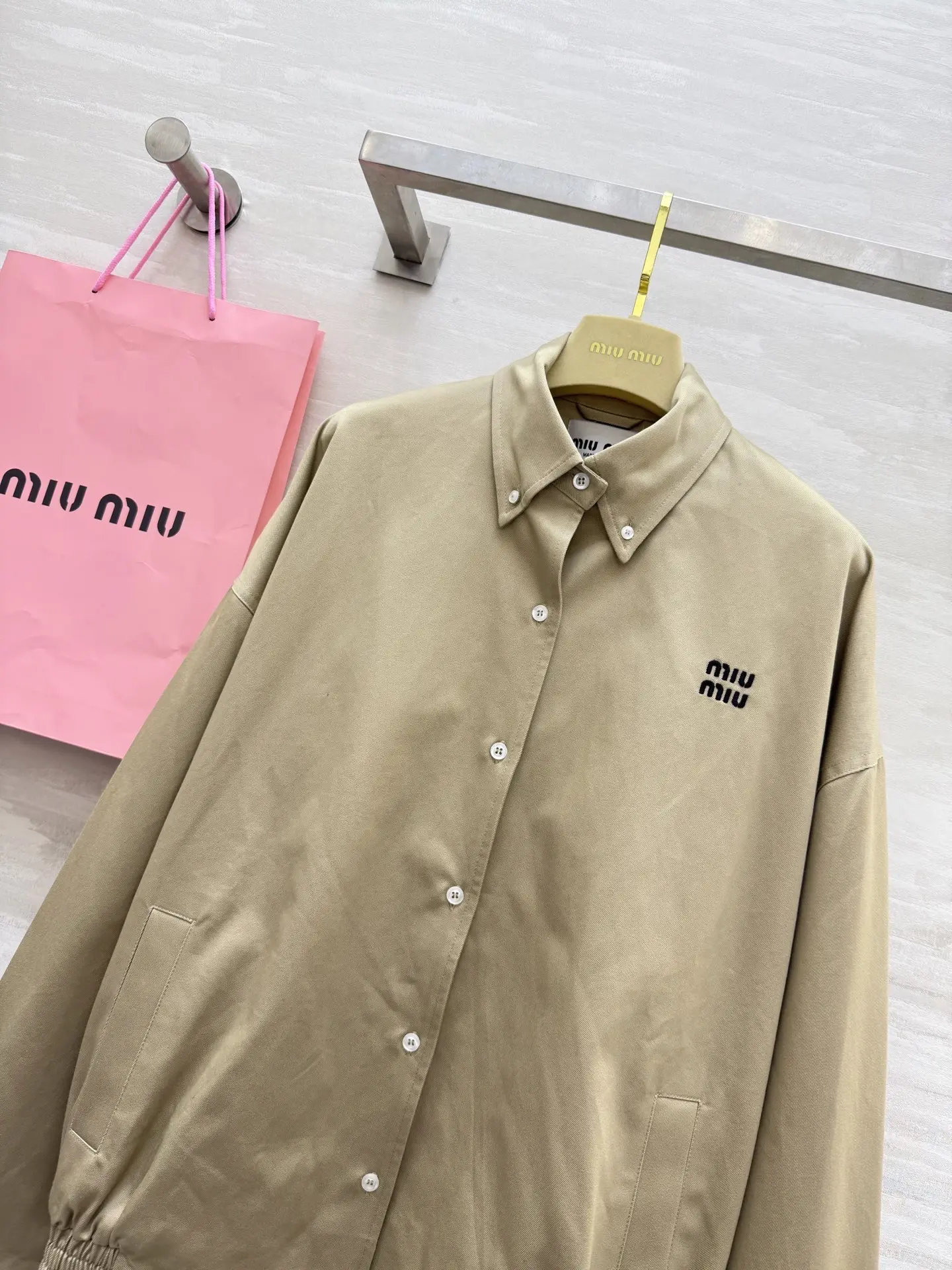 Embroidered Logo Button-Up Bomber Jacket D35015160 — view 3