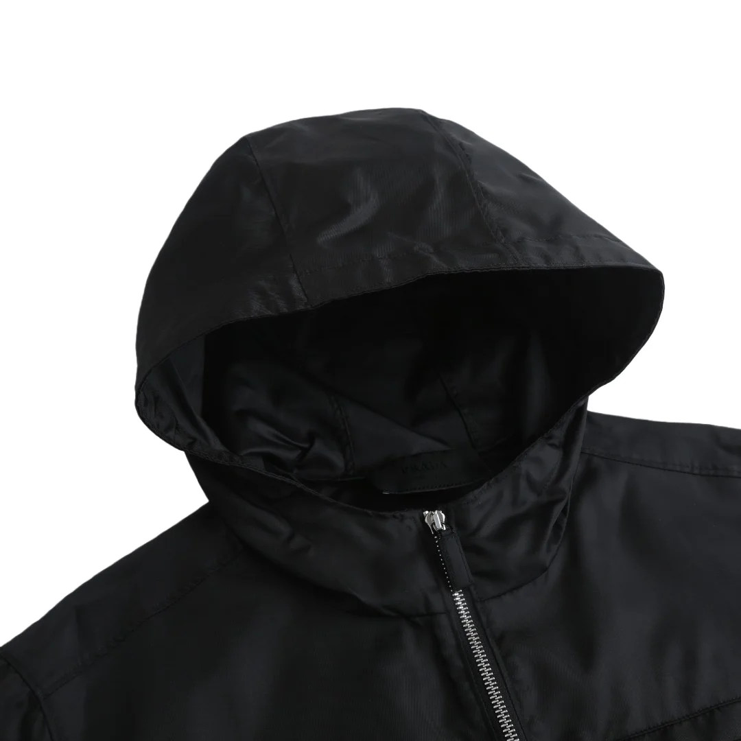 Re-Nylon Hooded Jacket with Enamel Triangle Logo D35014186 — view 4