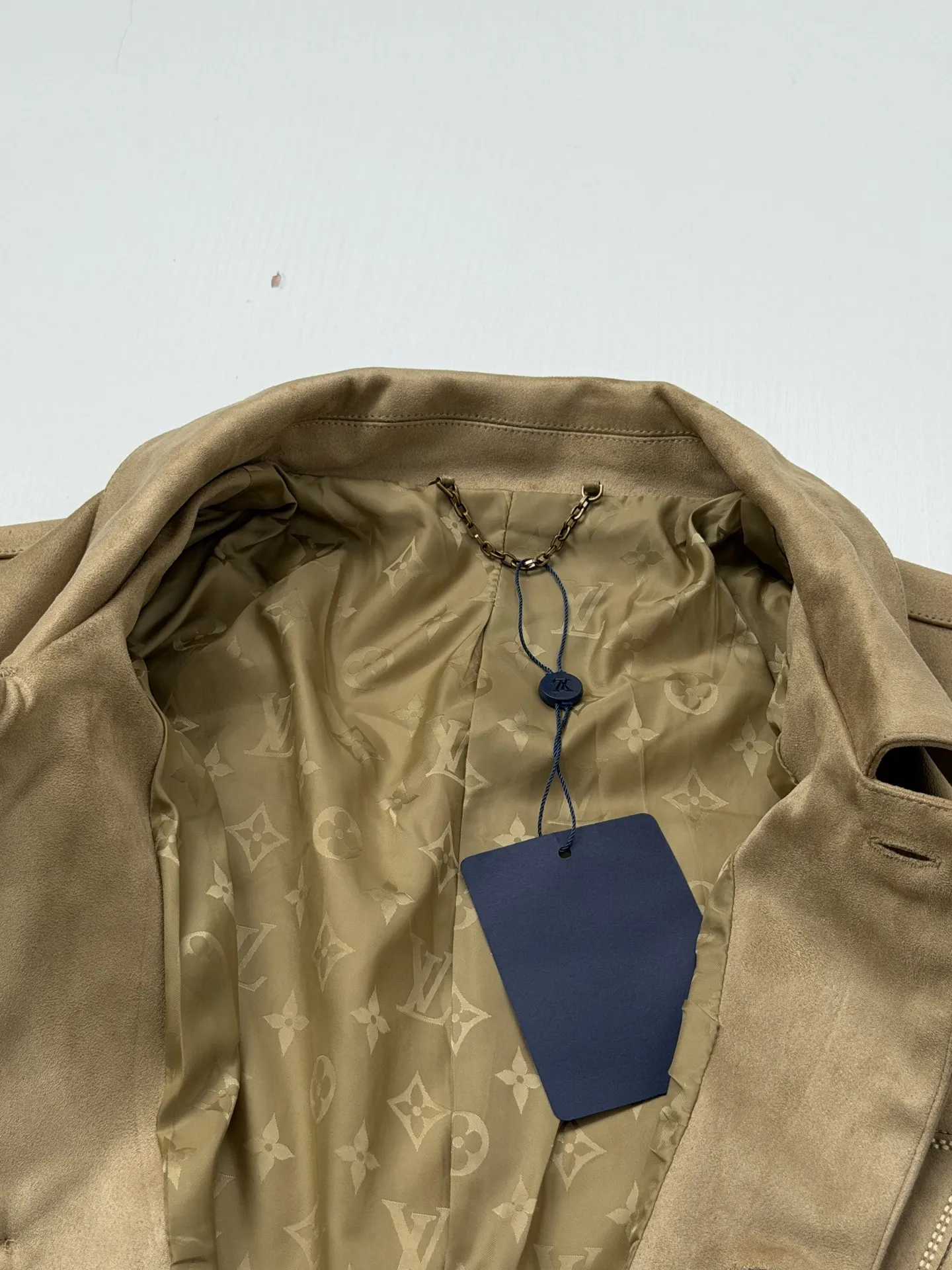Logo-Embroidered Faux Suede Overshirt D35518680 — view 7