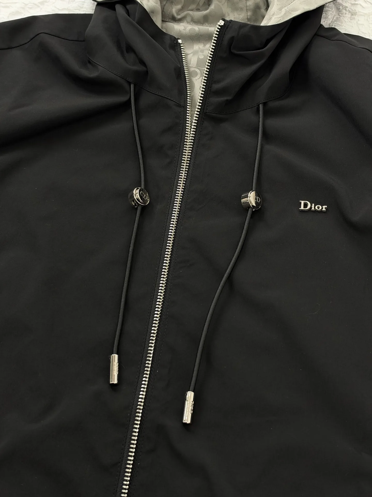 Oblique Jacquard Reversible Hooded Jacket D35520472 — view 8
