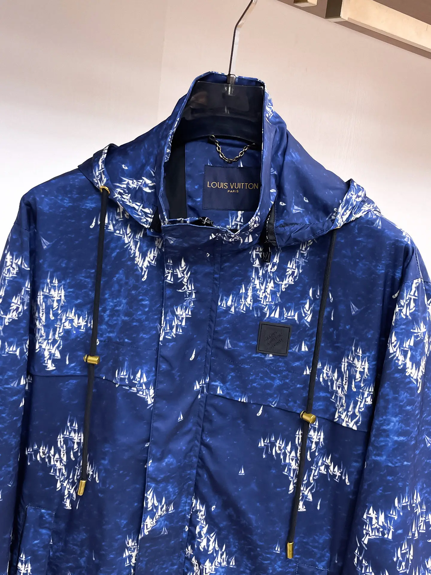 Monogram Printed Hooded Windbreaker Jacket D36015086 — view 4