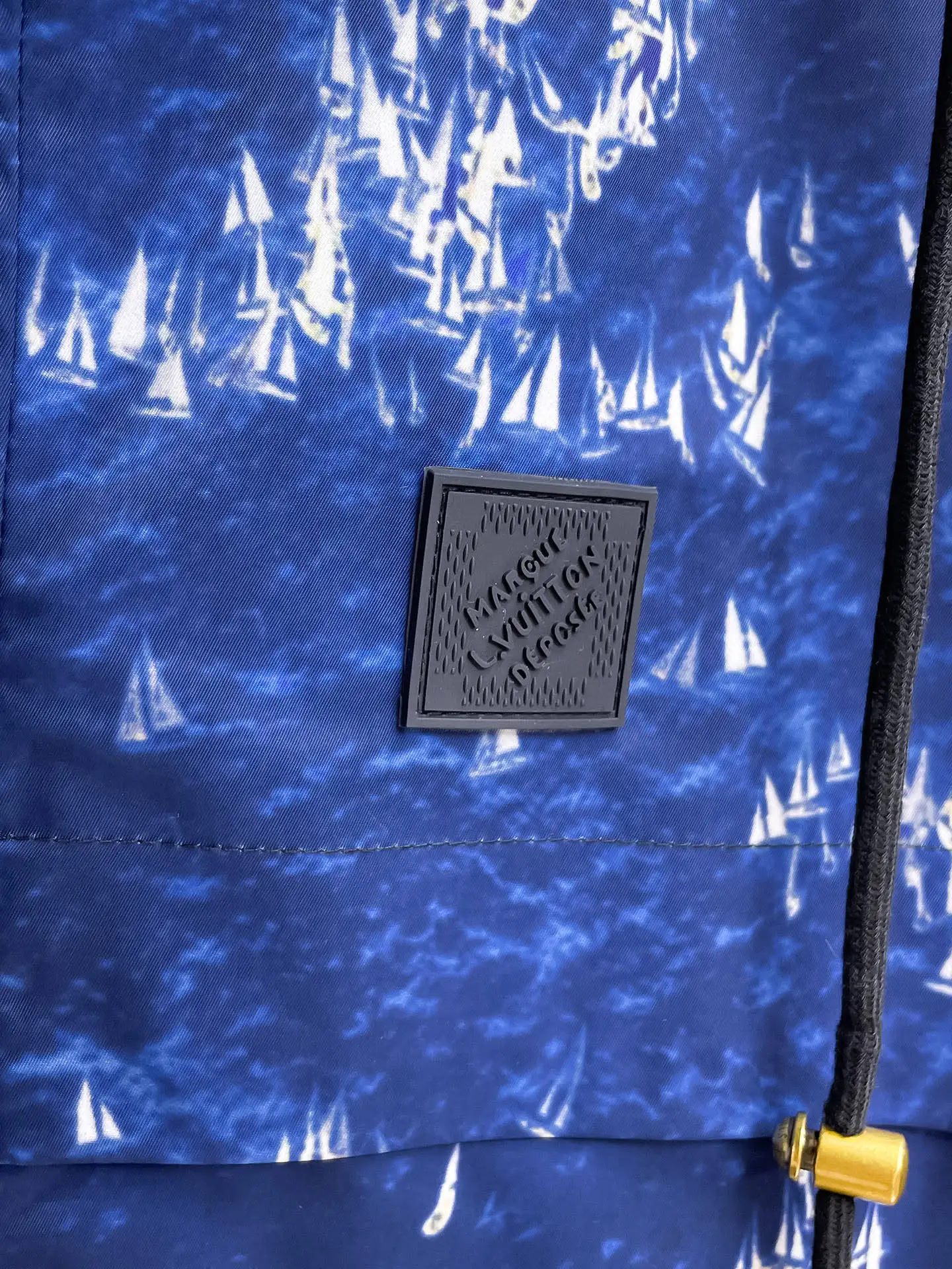 Monogram Printed Hooded Windbreaker Jacket D36015086 — view 5