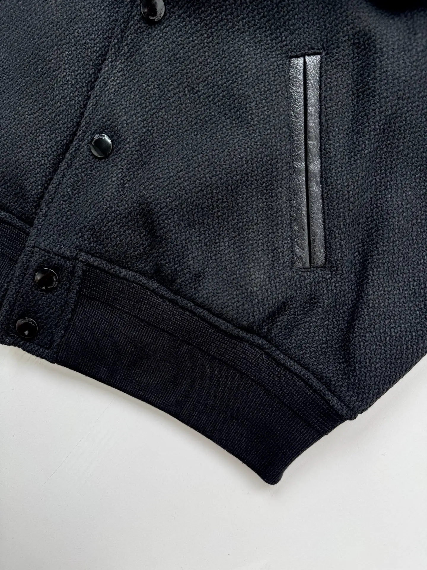 Teddy Wool and Lambskin Bomber Jacket D36018758 — view 10
