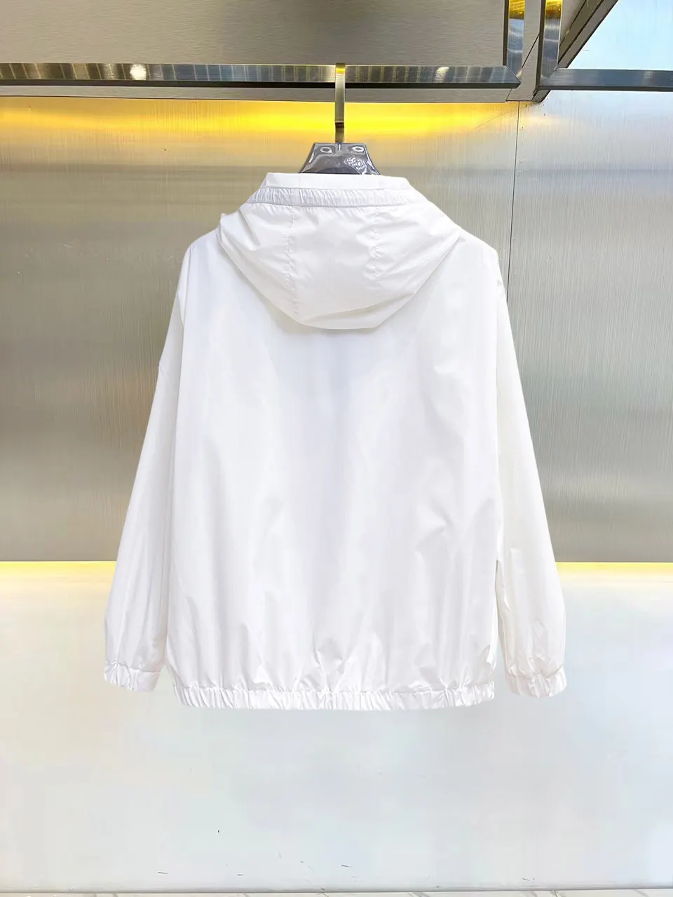Logo-Patch Hooded Windbreaker Jacket D37015080 — view 2