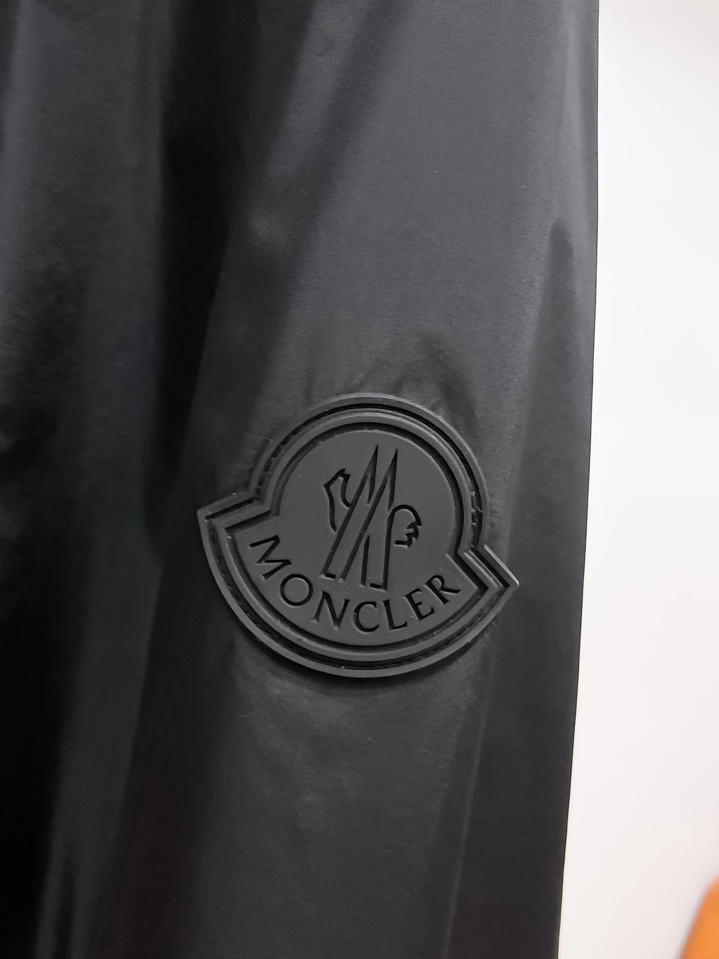 Logo-Patch Hooded Windbreaker Jacket D37015081 — view 5
