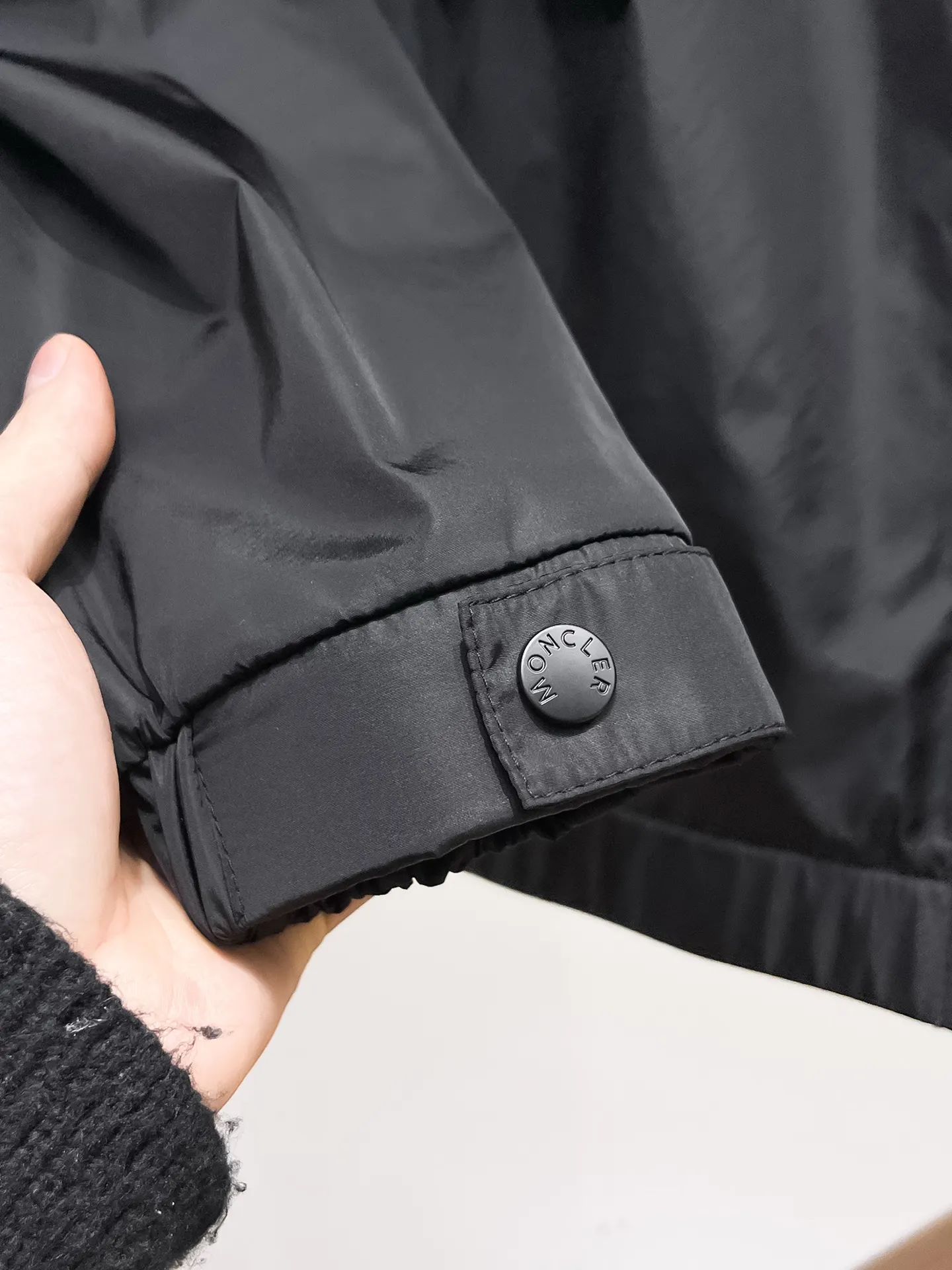 Logo-Patch Hooded Windbreaker Jacket D37015081 — view 11