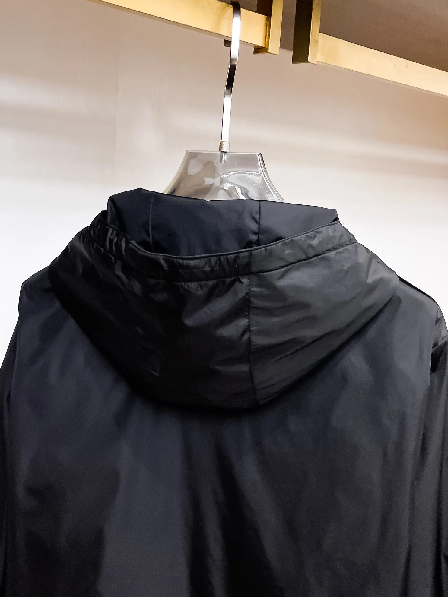 Logo-Patch Hooded Windbreaker Jacket D37015081 — view 12