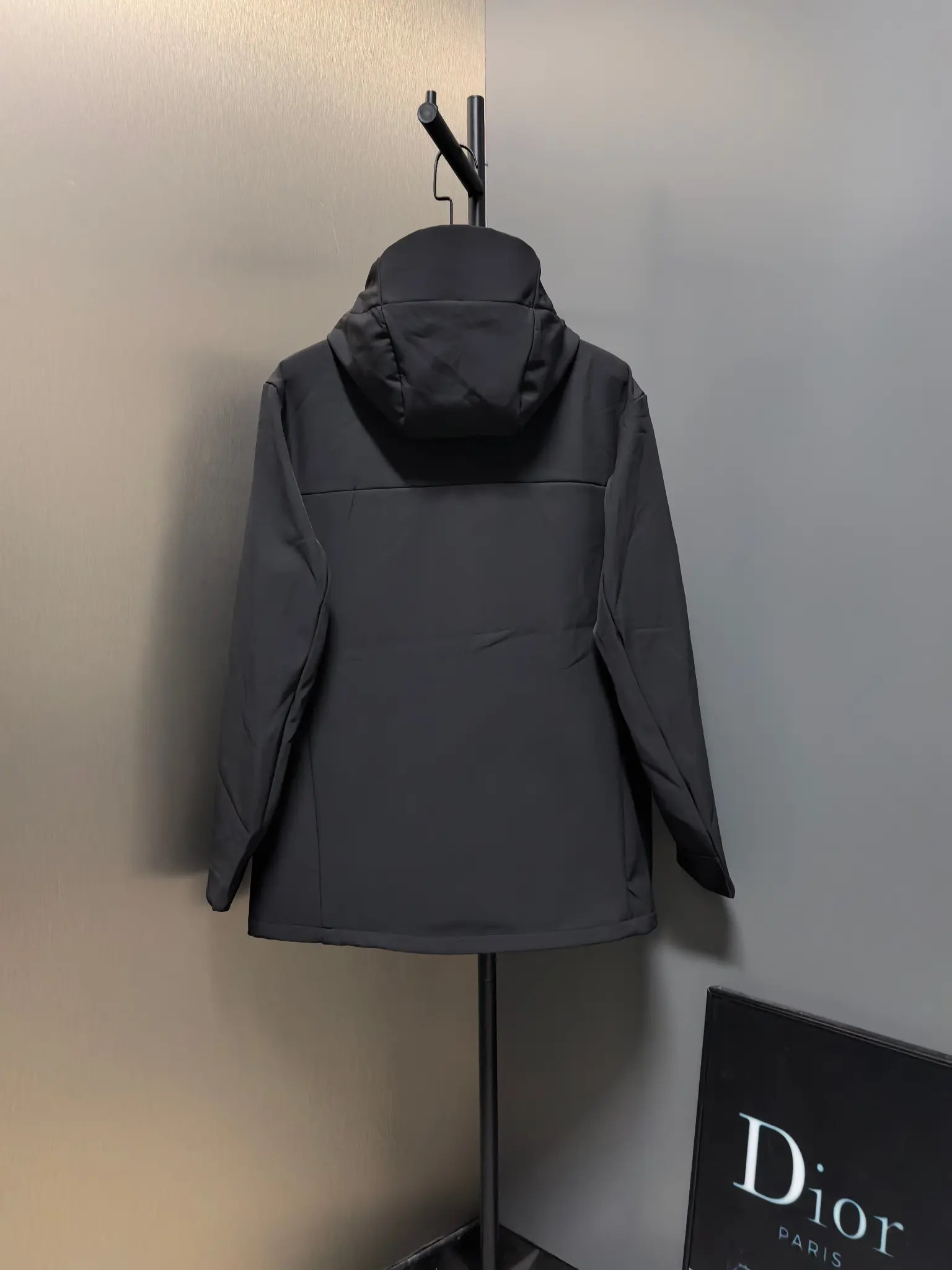 Men's Hooded Softshell Performance Jacket D37022100 — view 7