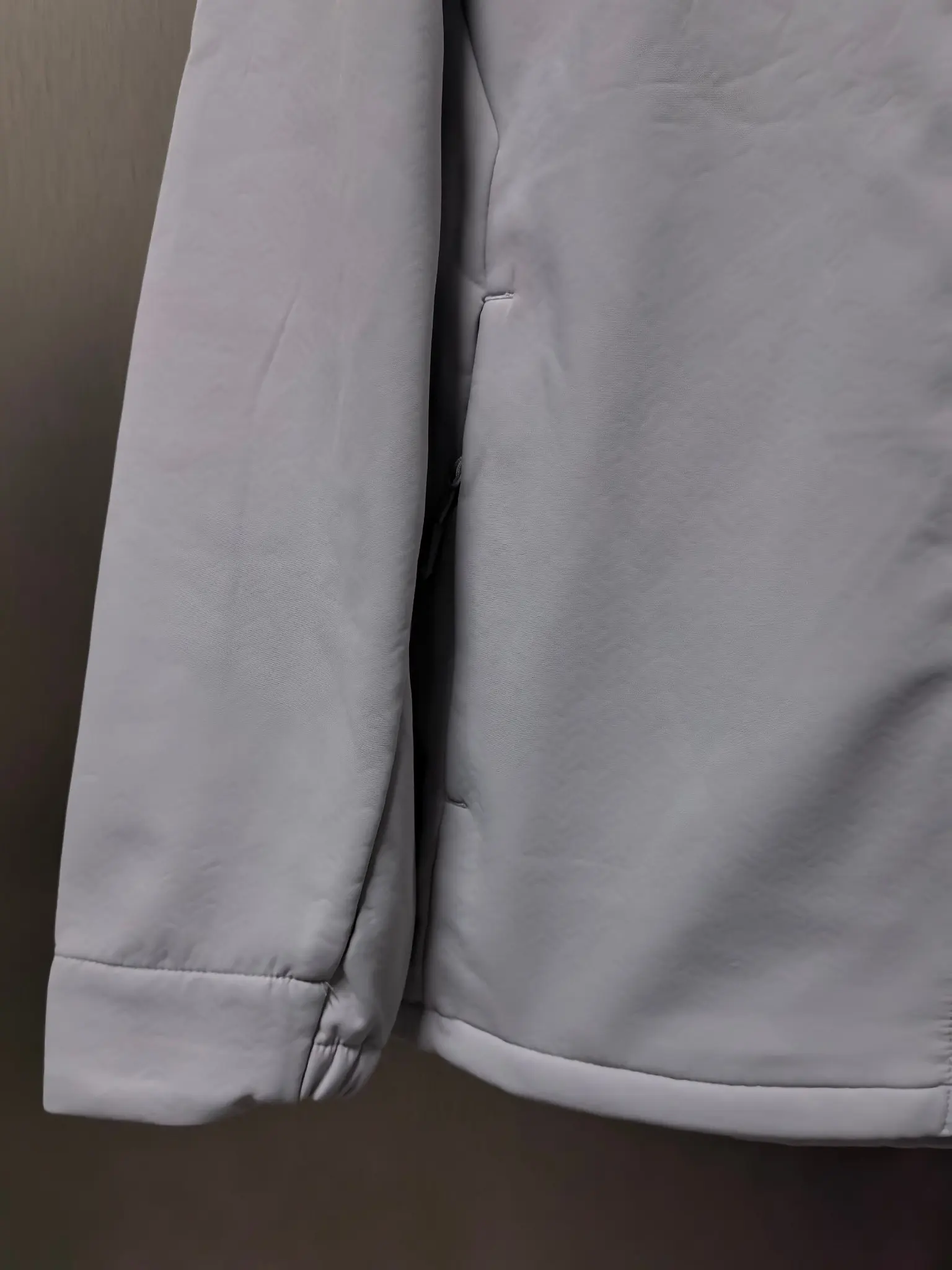 Men's Hooded Softshell Performance Jacket D37022093 — view 5