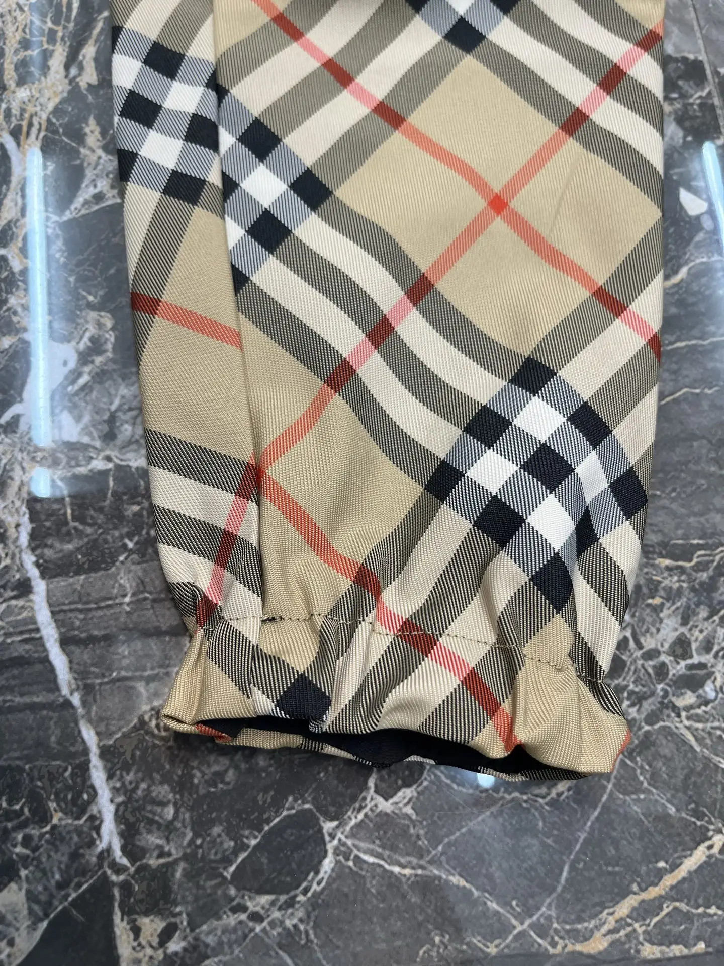 Reversible Vintage Check Hooded Jacket D37020425 — view 10