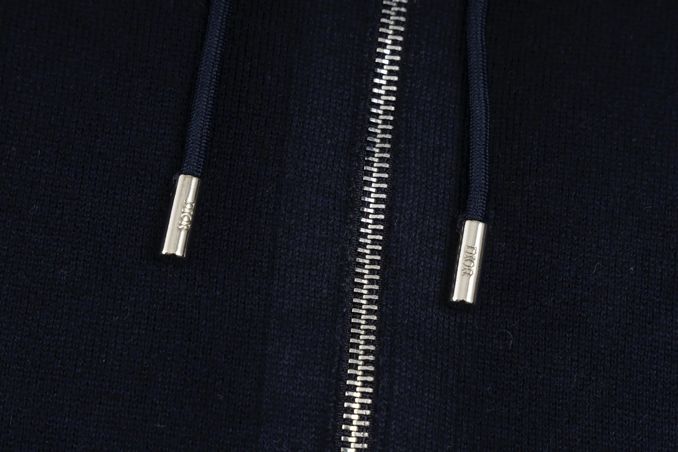 Reversible Oblique Cashmere-Blend Zip-Up Hoodie D37022510 — view 5