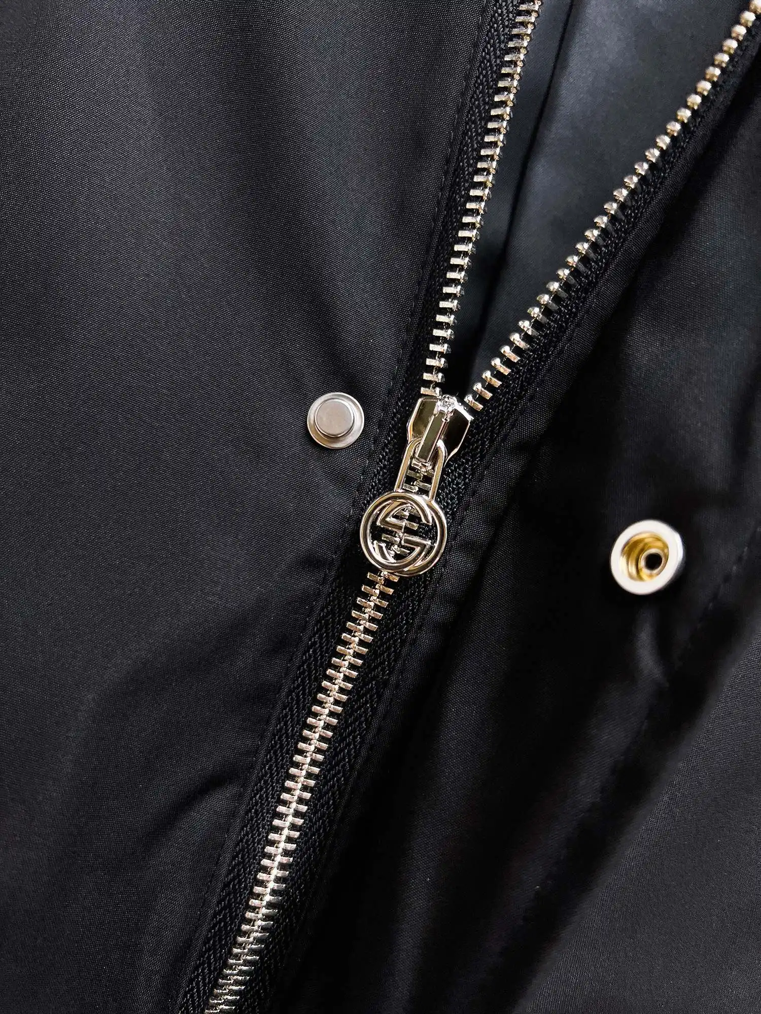 Web-Stripe Hooded Shell Jacket D38015127 — view 5
