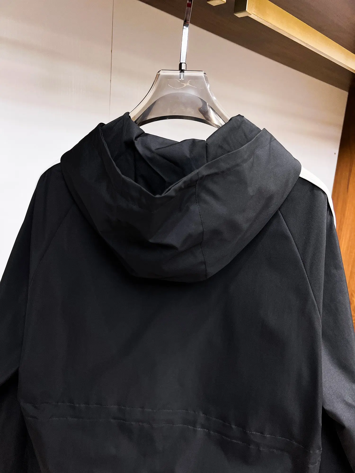 Web-Stripe Hooded Shell Jacket D38015127 — view 11