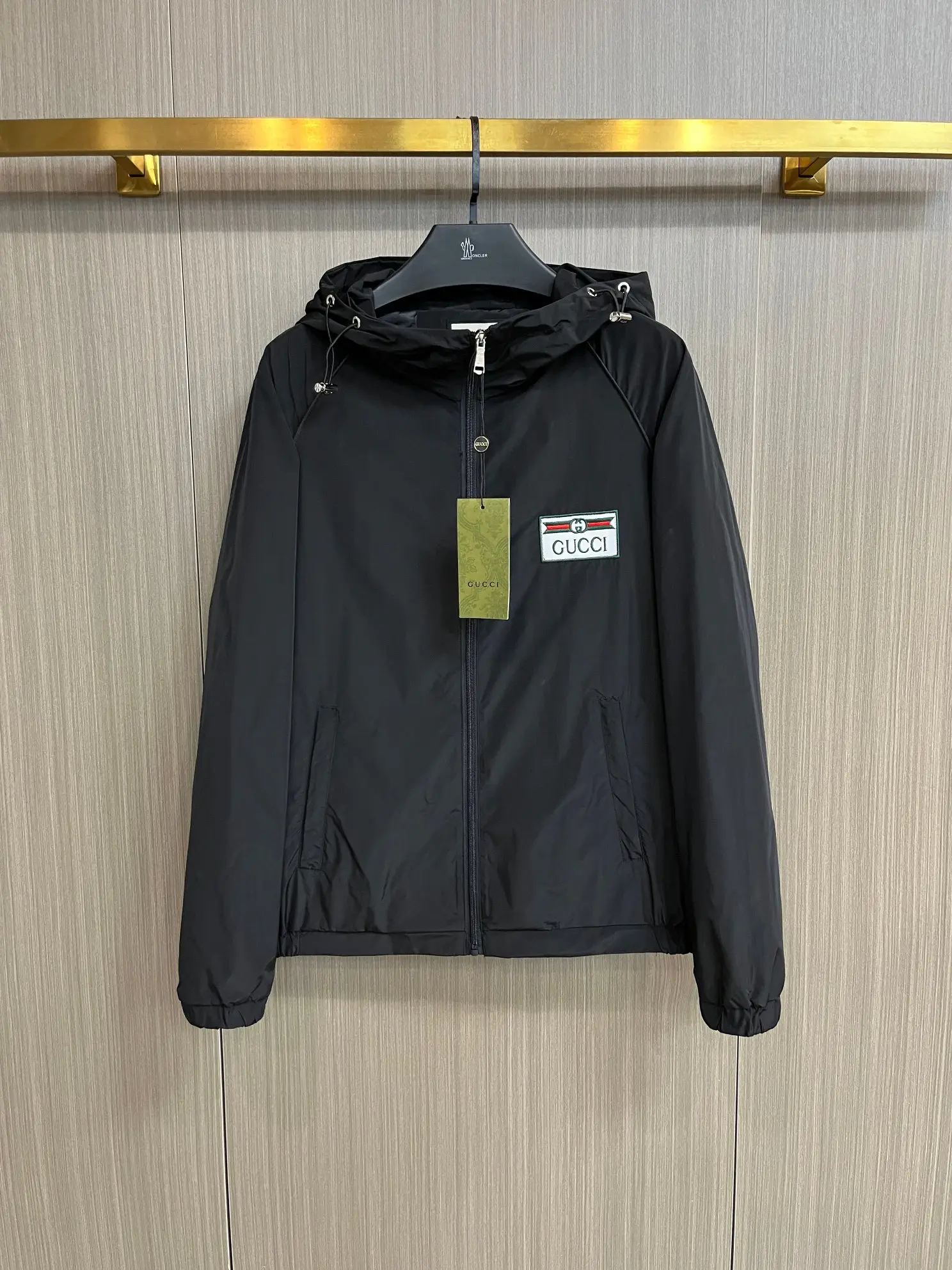 Logo-Patch Hooded Windbreaker Jacket D38014774