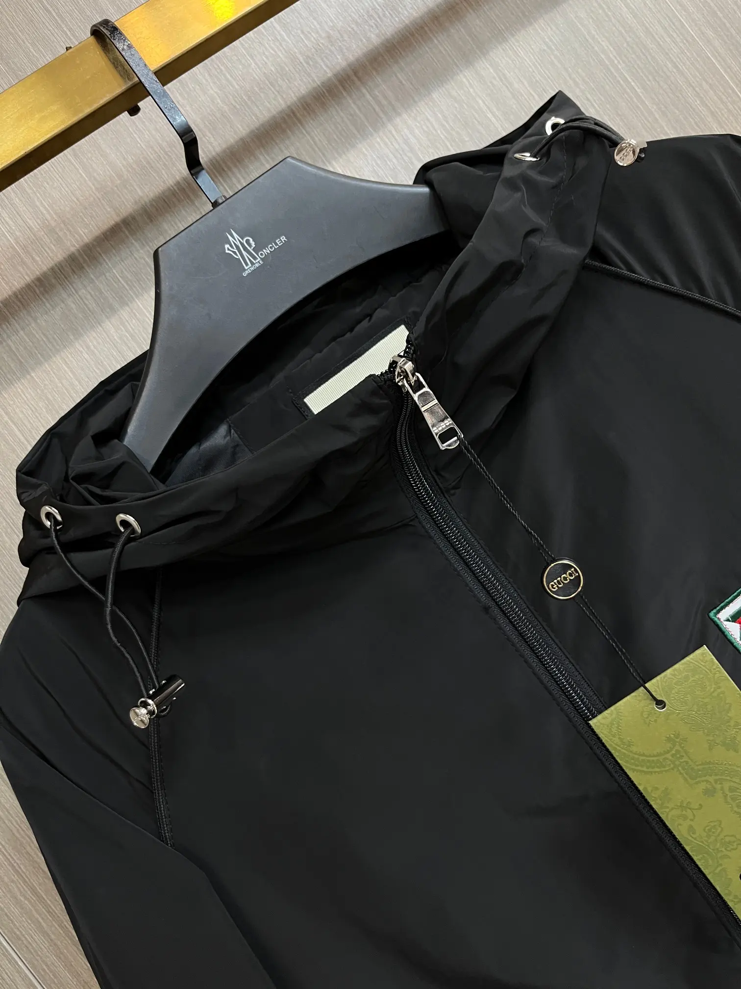 Logo-Patch Hooded Windbreaker Jacket D38014774 — view 3