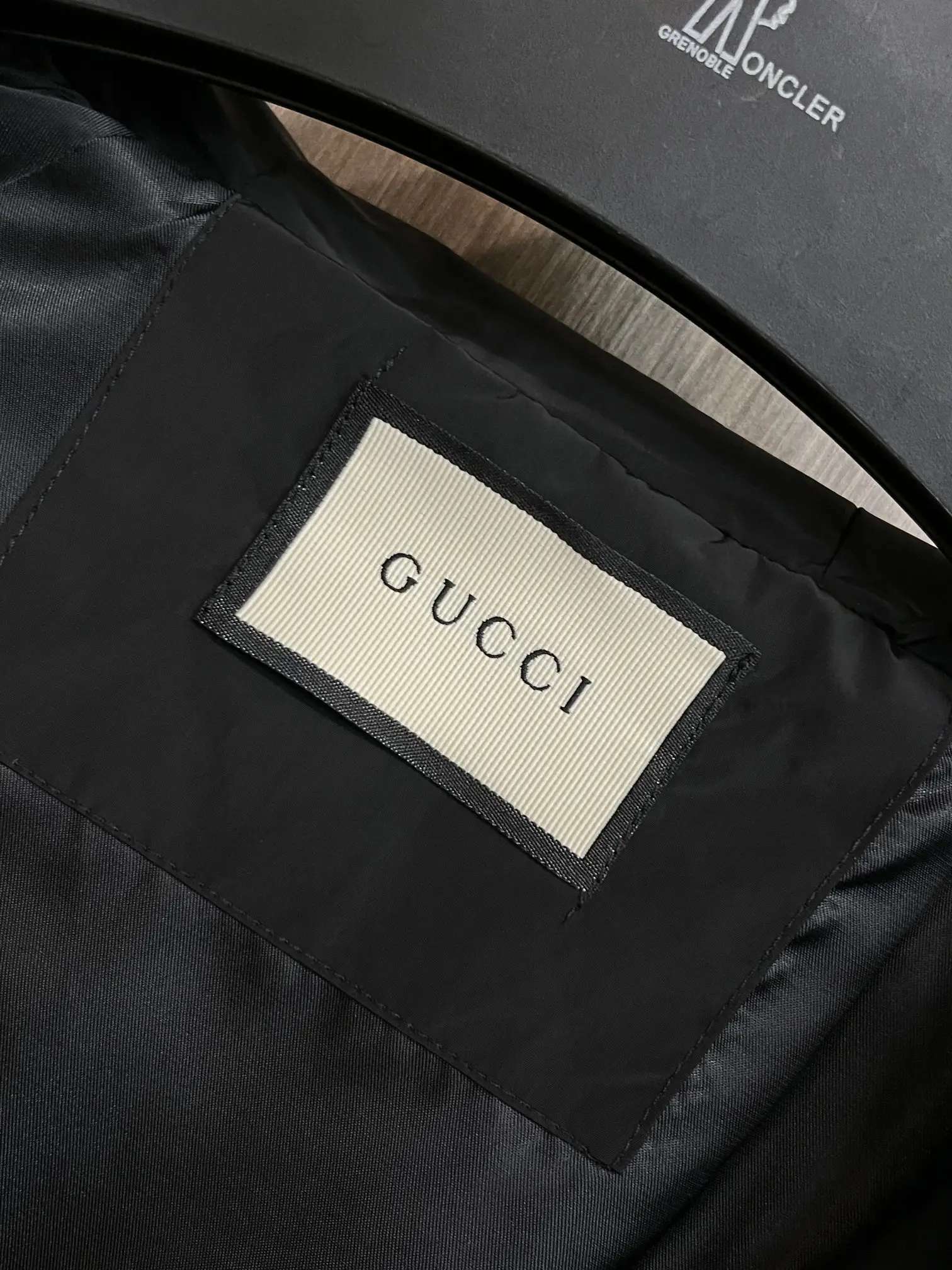 Logo-Patch Hooded Windbreaker Jacket D38014774 — view 4