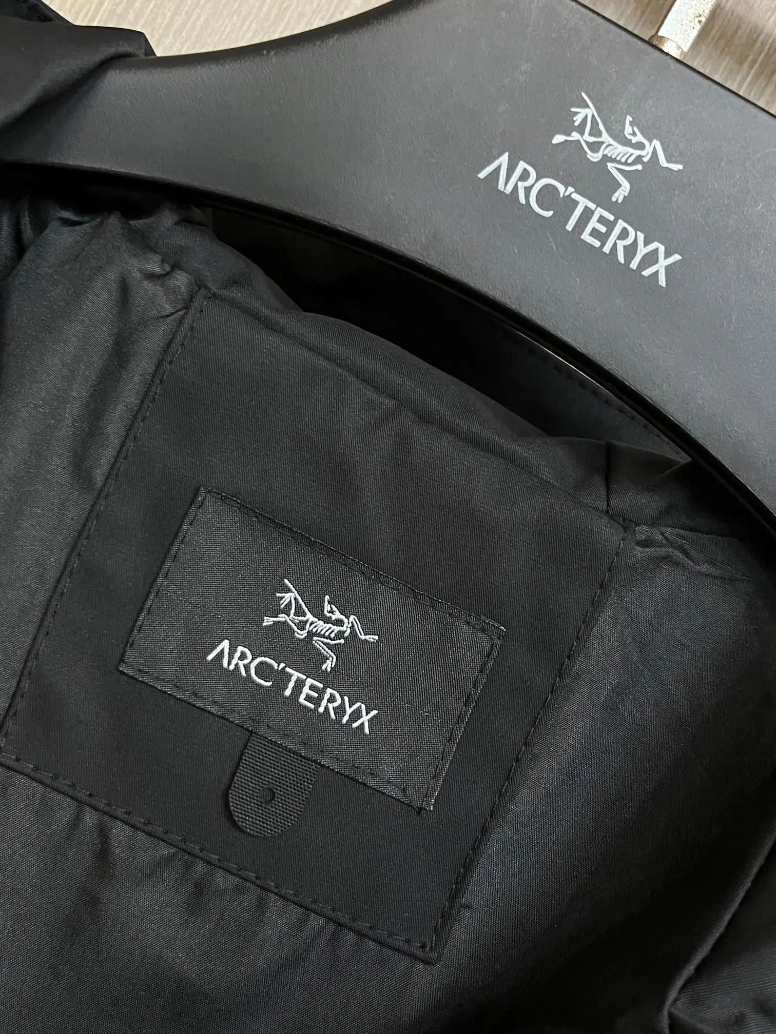 Arc'teryx Hooded Shell Jacket D38014788 — view 4