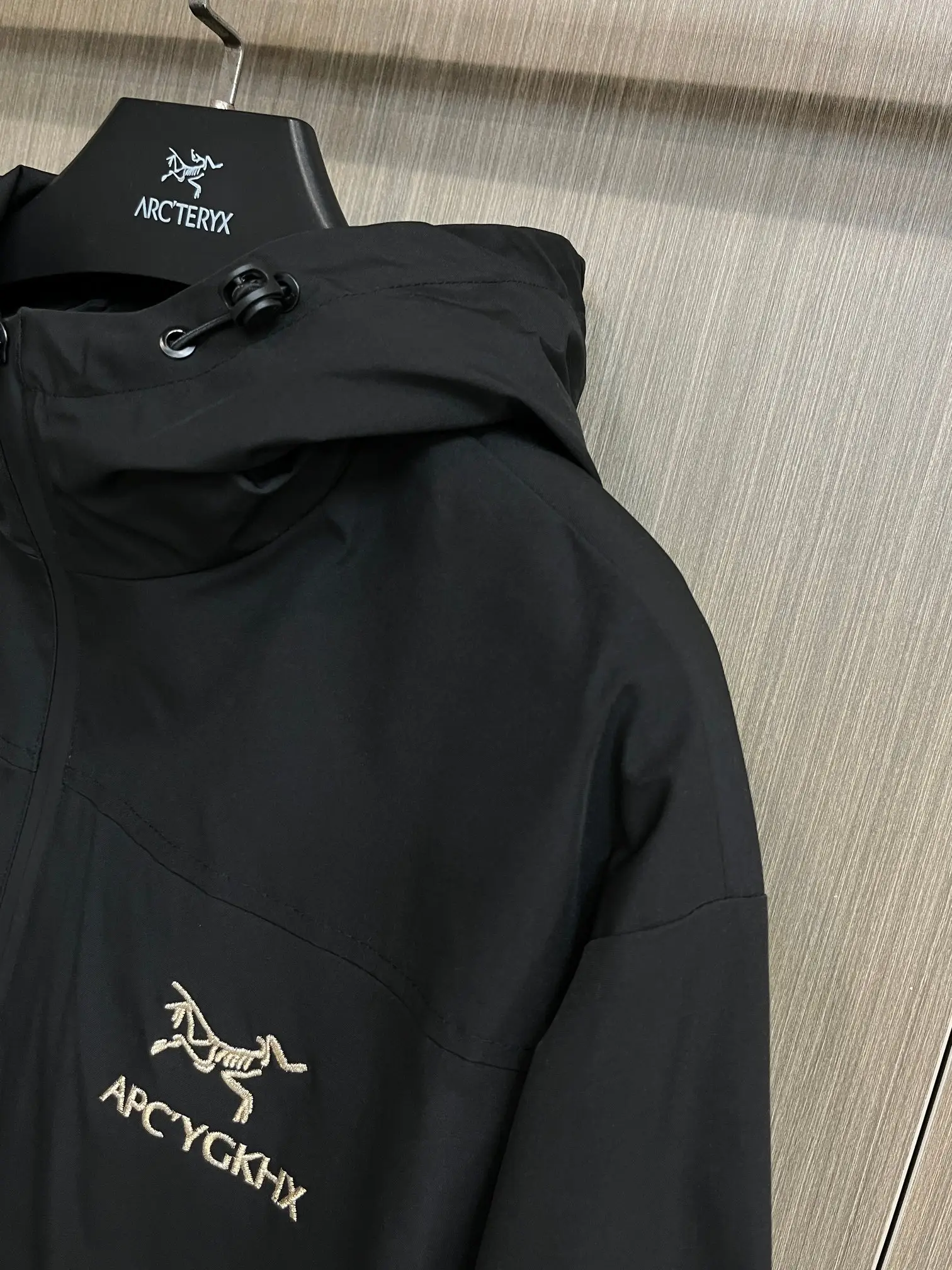 Hooded Technical Shell Jacket D38014724 — view 5