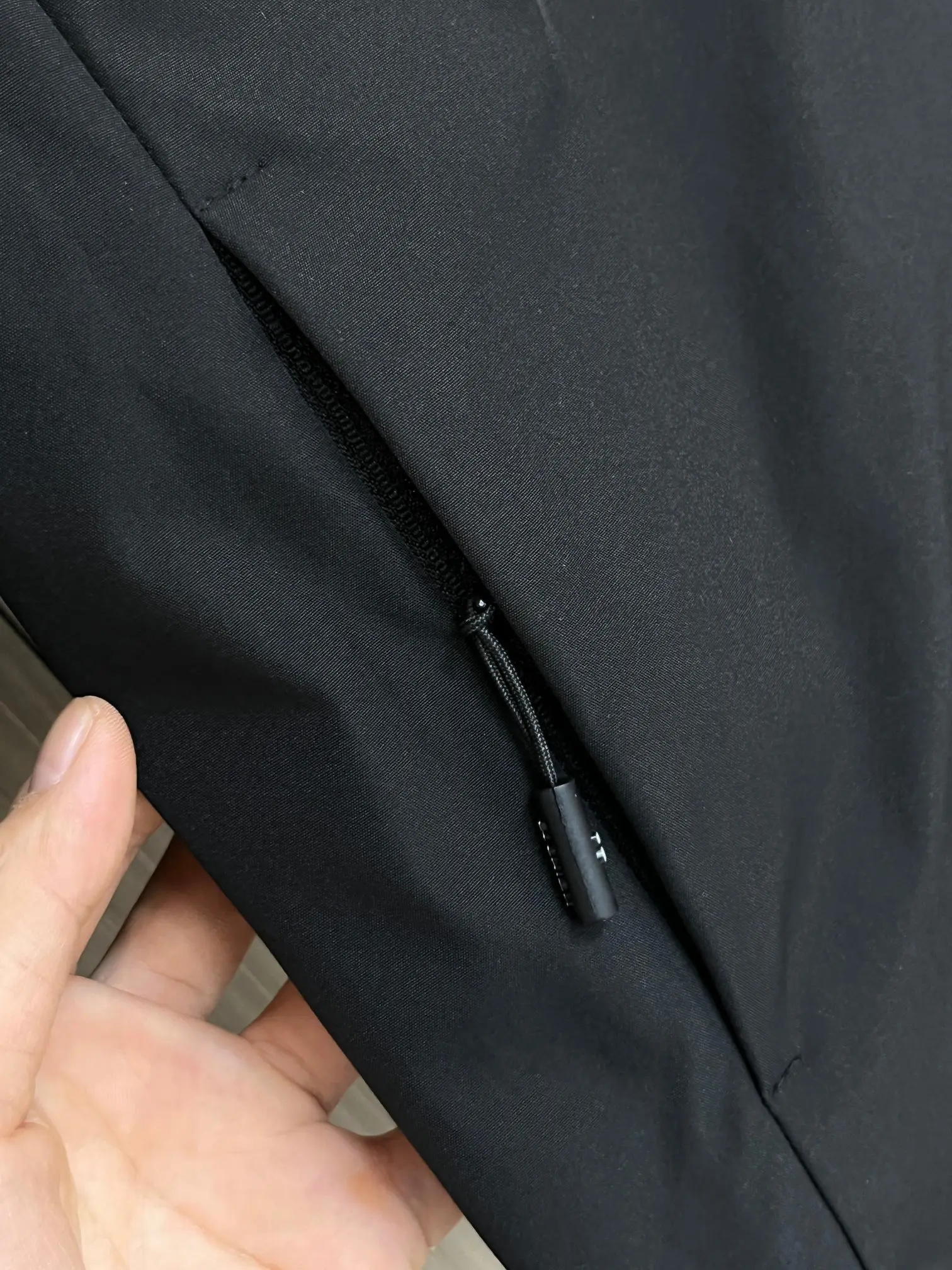Arc'teryx Hooded Technical Shell Jacket D38014722 — view 9