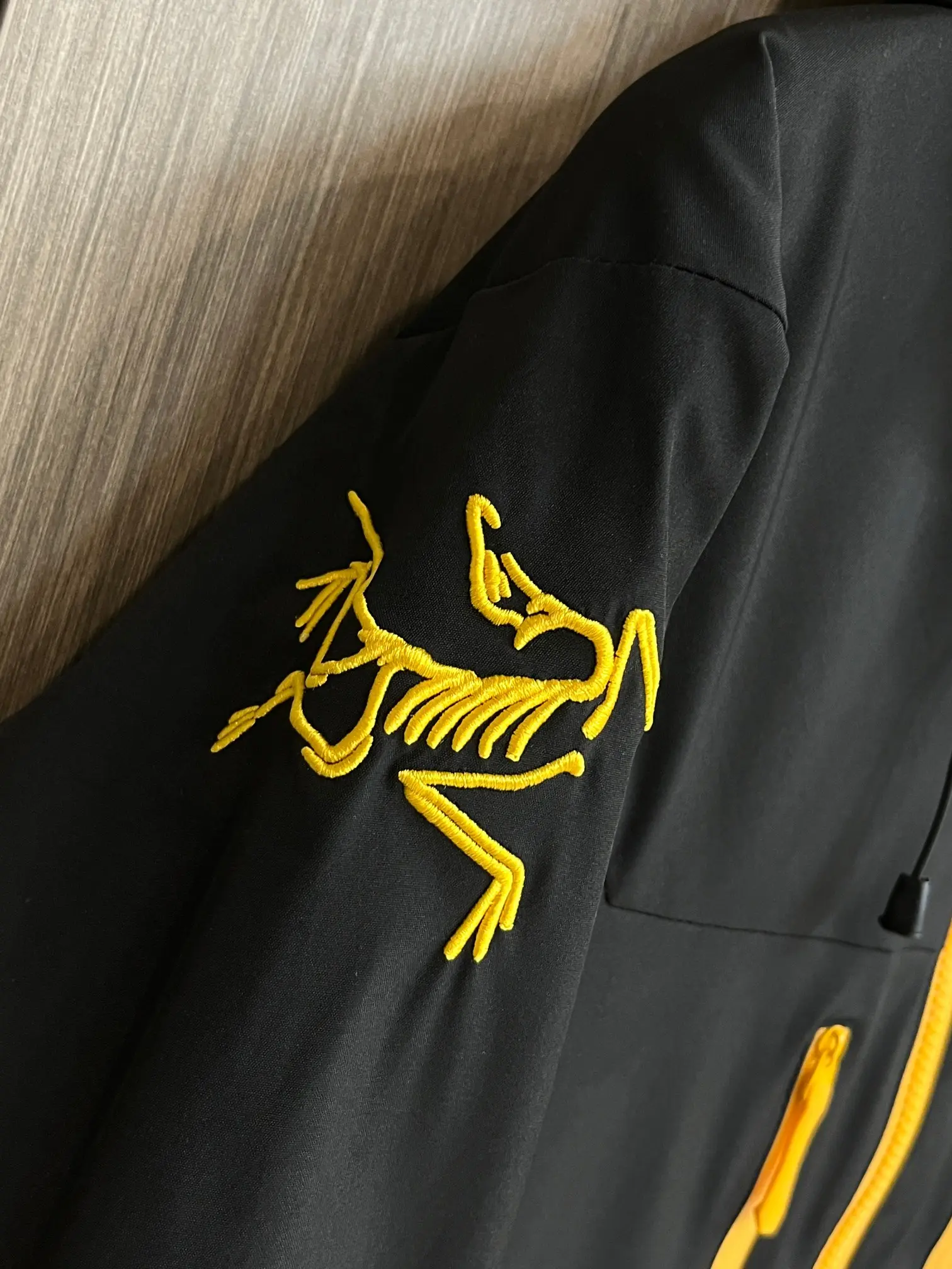 Arc'teryx Hooded Shell Jacket with Contrast Zips D38014770 — view 5