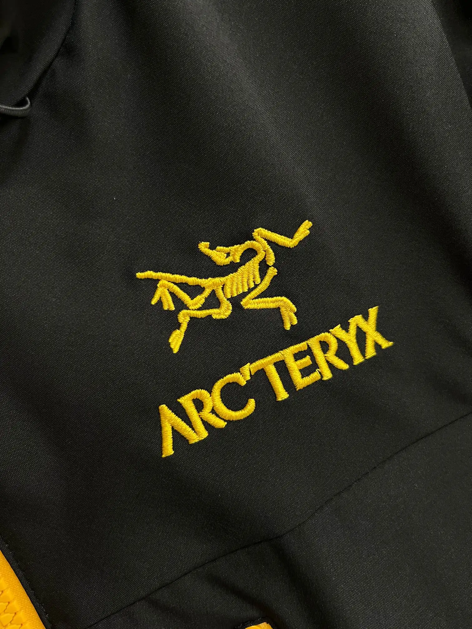 Arc'teryx Hooded Shell Jacket with Contrast Zips D38014770 — view 6