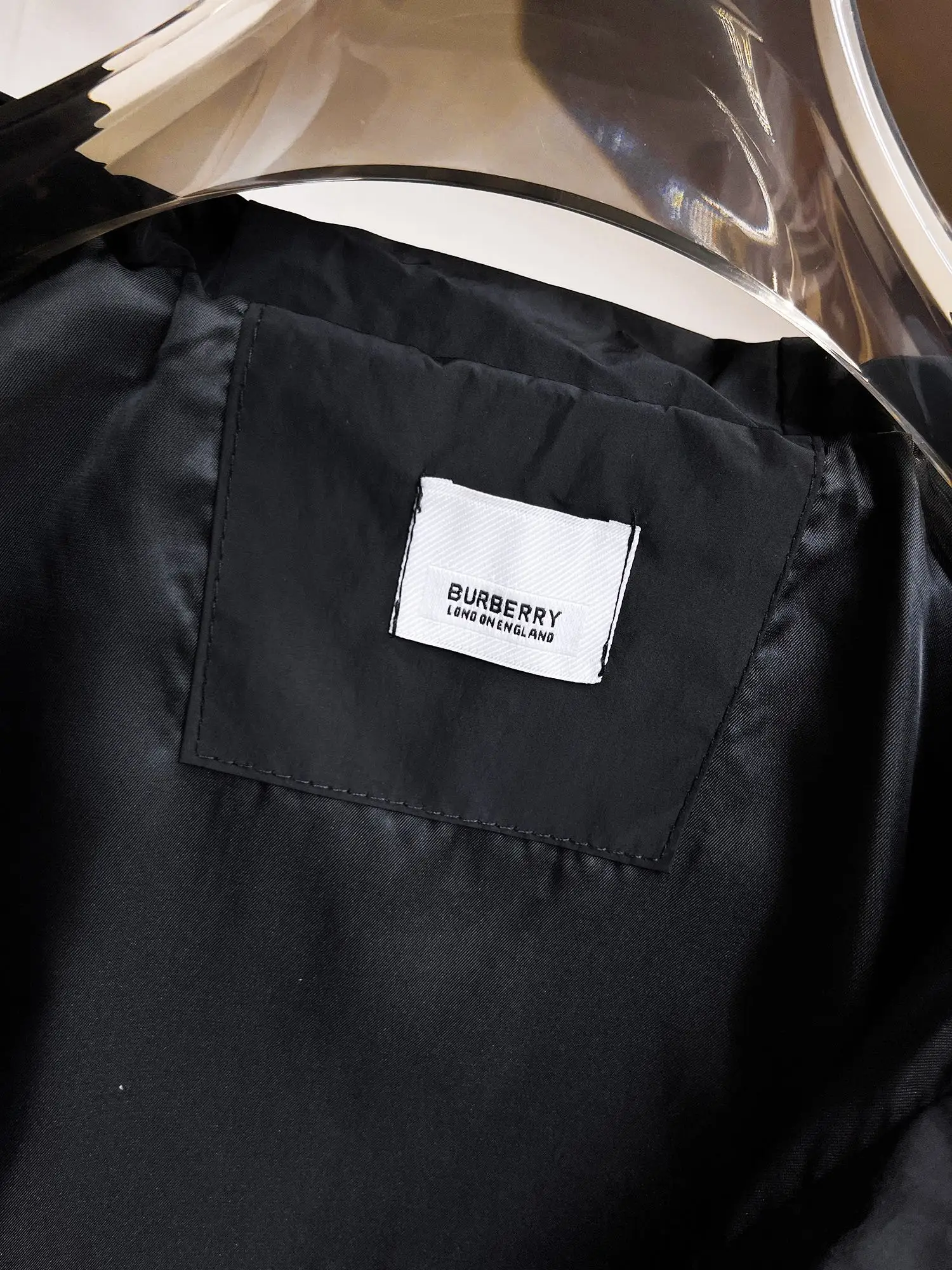 Check-Pocket Hooded Shell Jacket D38015112 — view 8