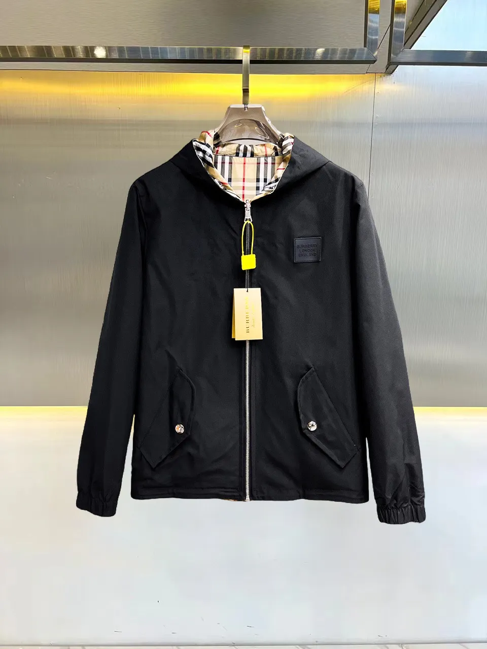 Check Print Hooded Windbreaker Jacket D38015125 — view 2