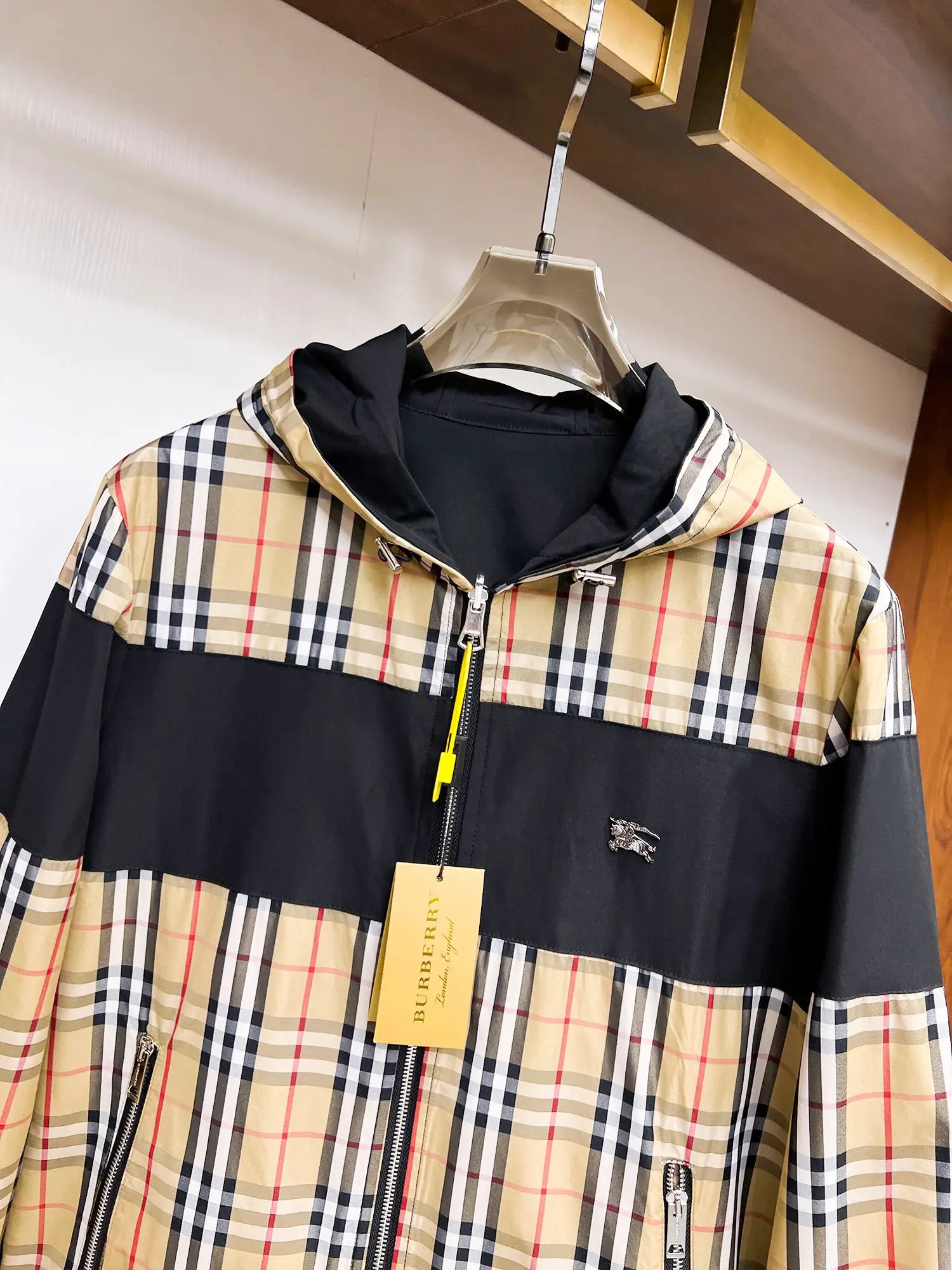 Check Print Hooded Windbreaker Jacket D38015125 — view 5