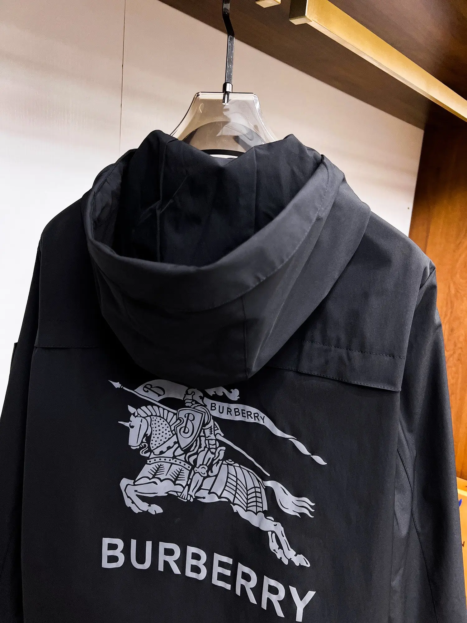 Logo-Patch Hooded Field Jacket D38015101 — view 13