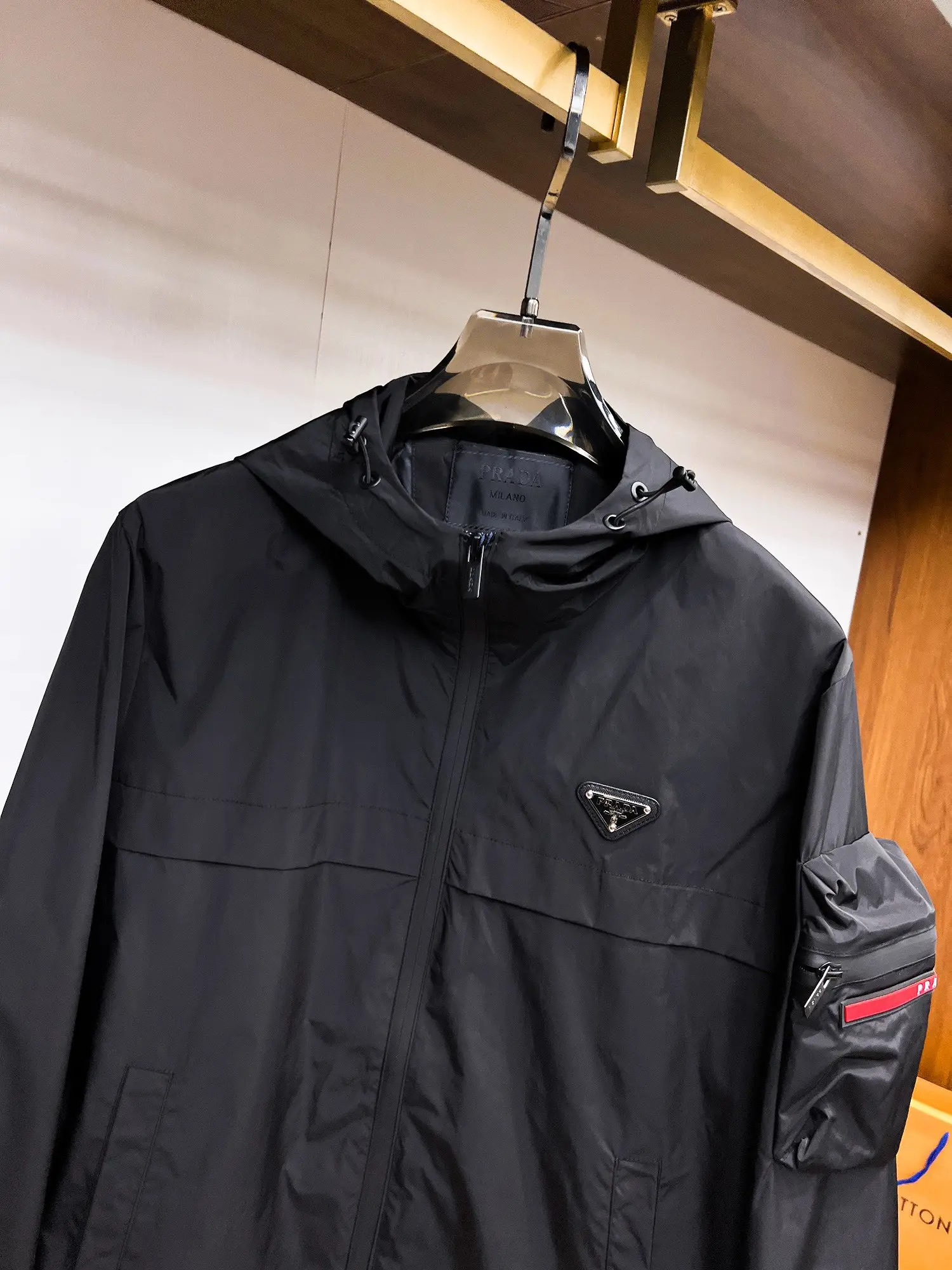 Hooded Nylon Zip-Up Jacket with Arm Pocket D38015109 — view 4