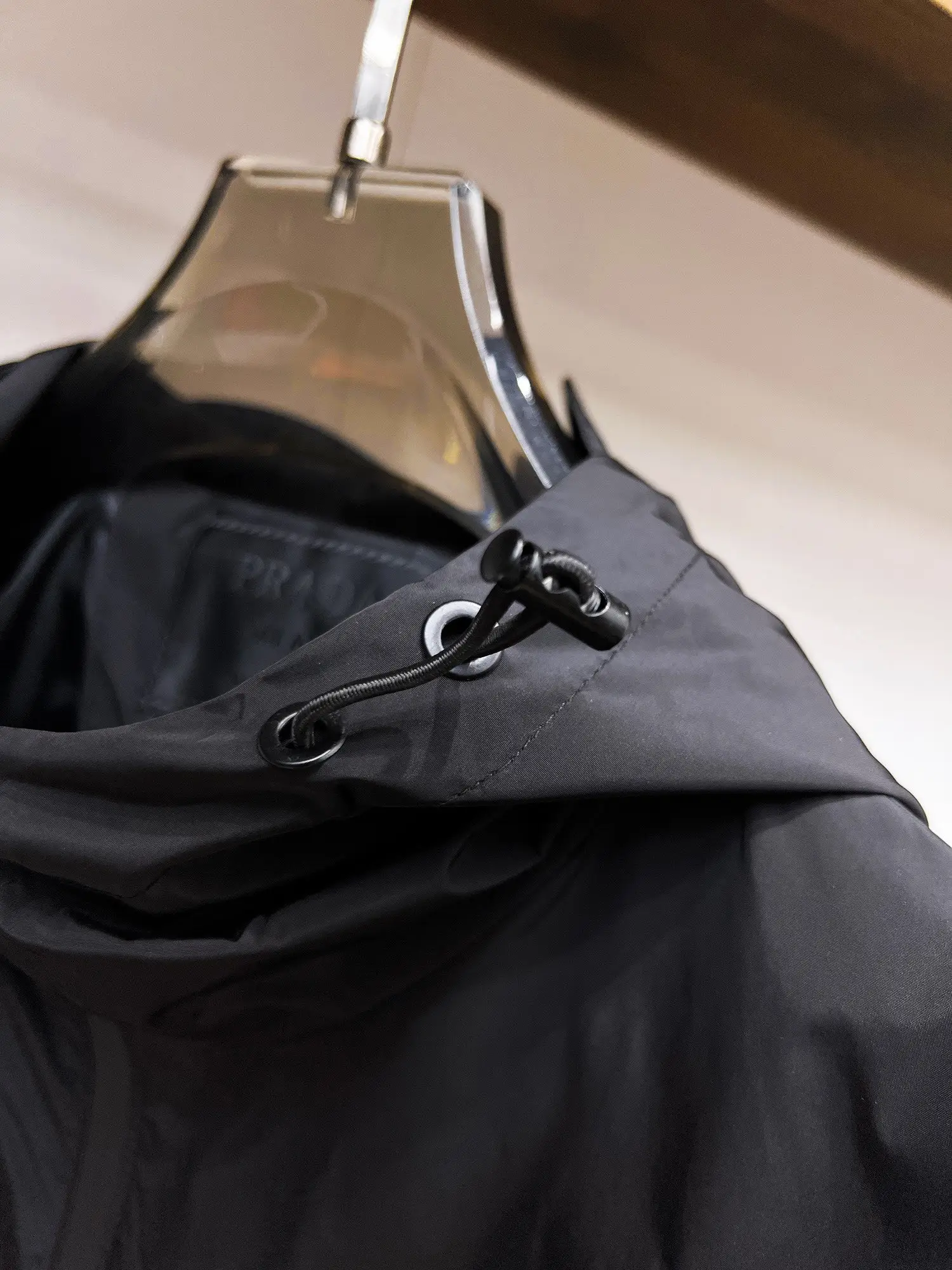 Hooded Nylon Zip-Up Jacket with Arm Pocket D38015109 — view 9