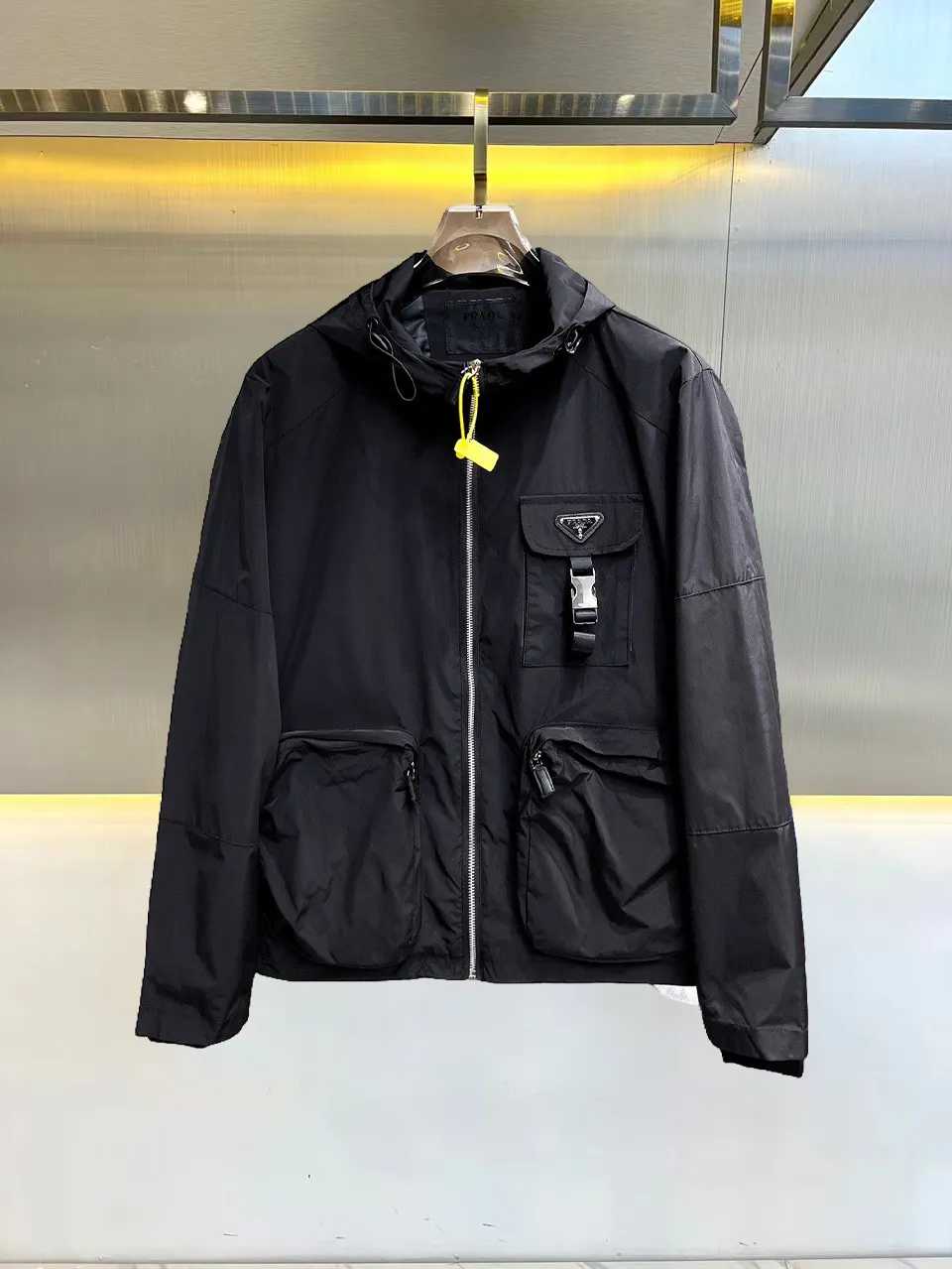 Logo-Plaque Hooded Re-Nylon Jacket D38015120