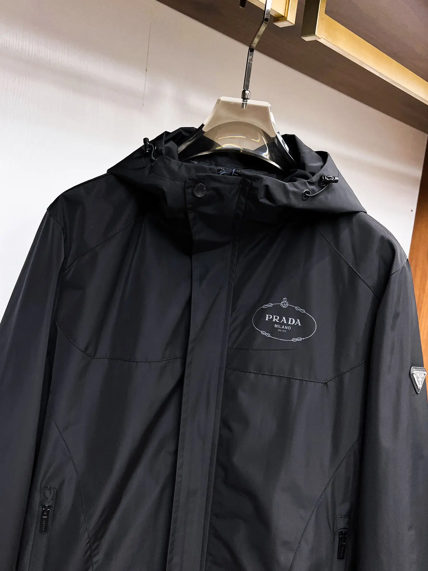 Logo-Print Hooded Shell Jacket D38015117 — view 4