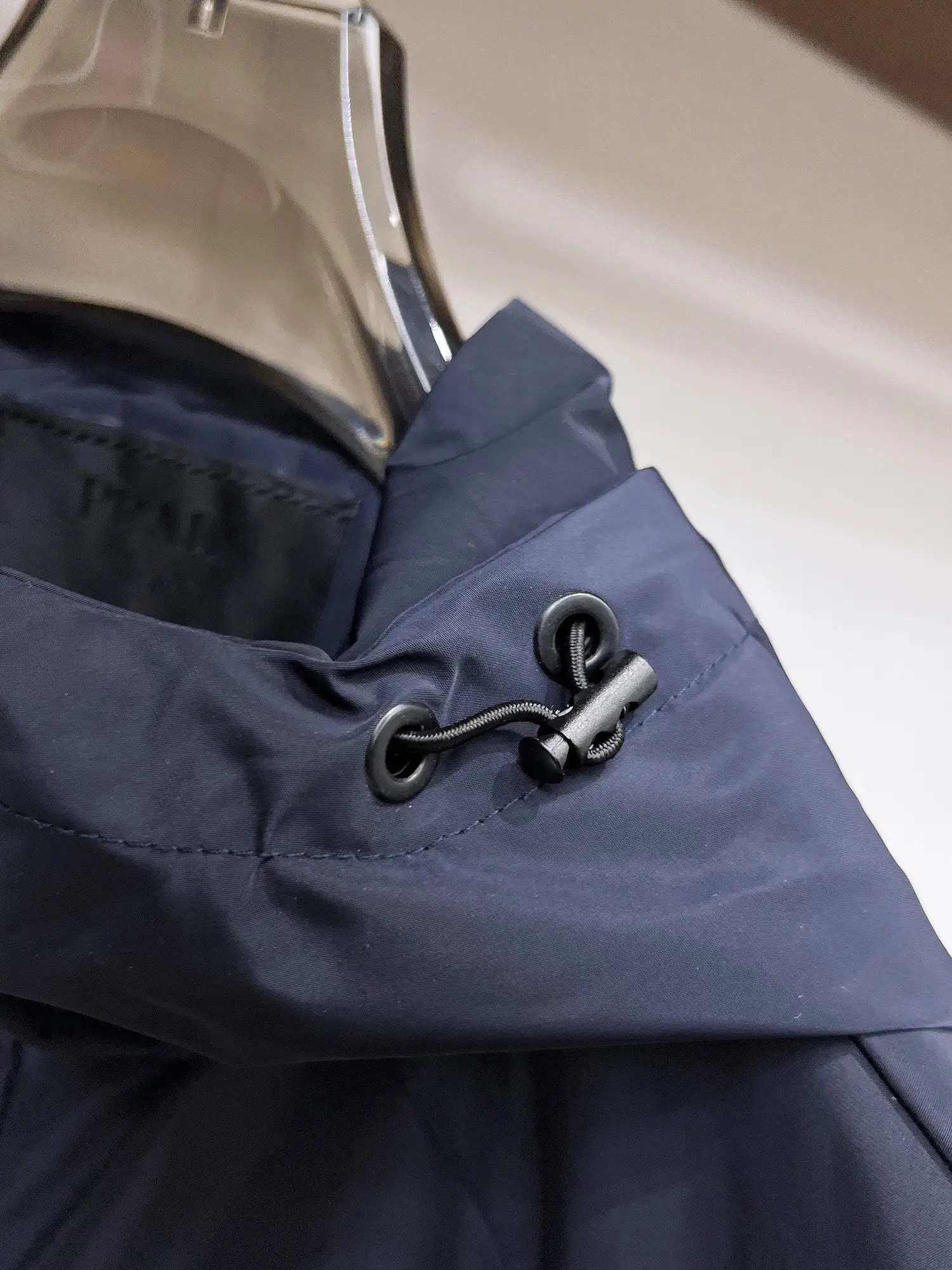 Logo-Appliquéd Hooded Shell Jacket D38015118 — view 9