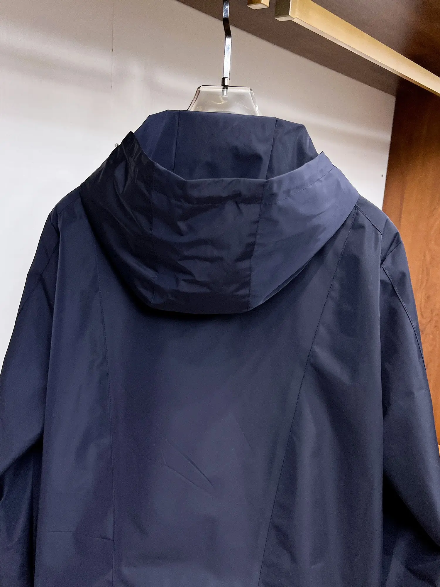 Logo-Appliquéd Hooded Shell Jacket D38015118 — view 13