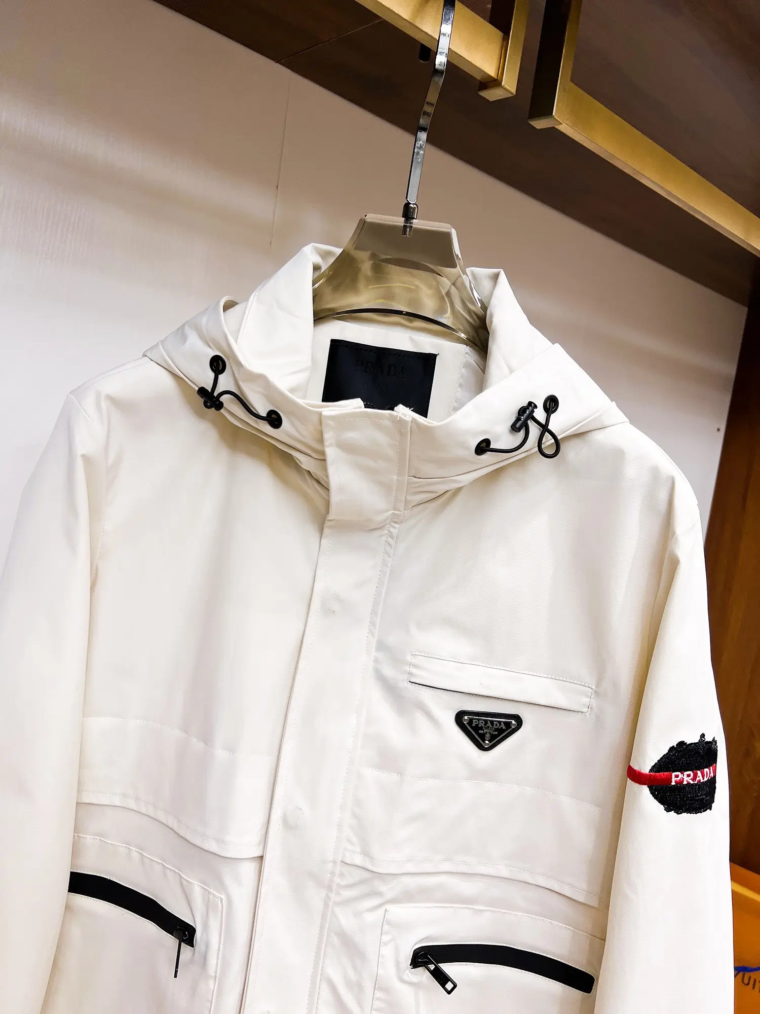 Hooded Technical Shell Jacket D38015123 — view 4