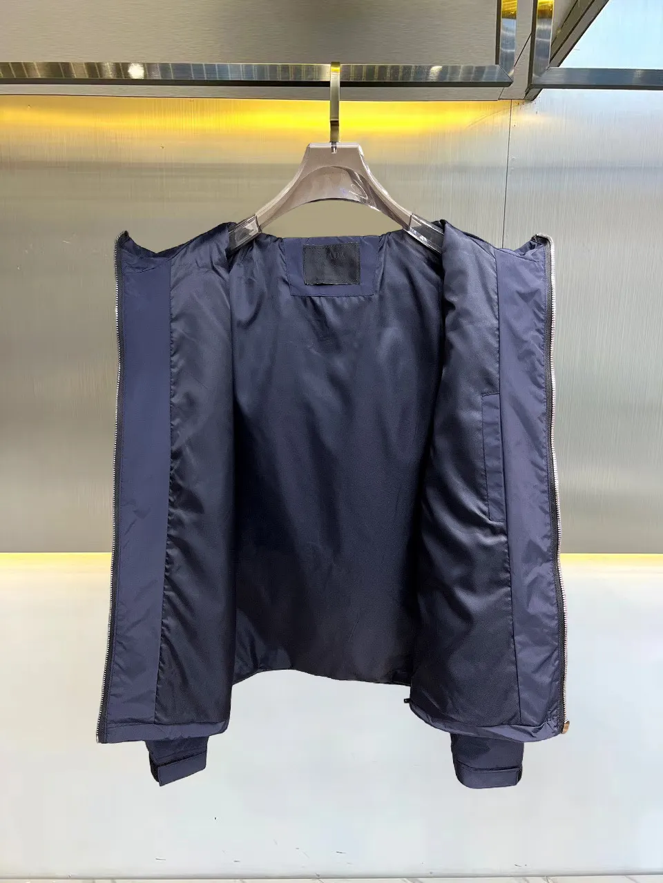Re-Nylon Hooded Zip-Up Jacket D38015114 — view 3